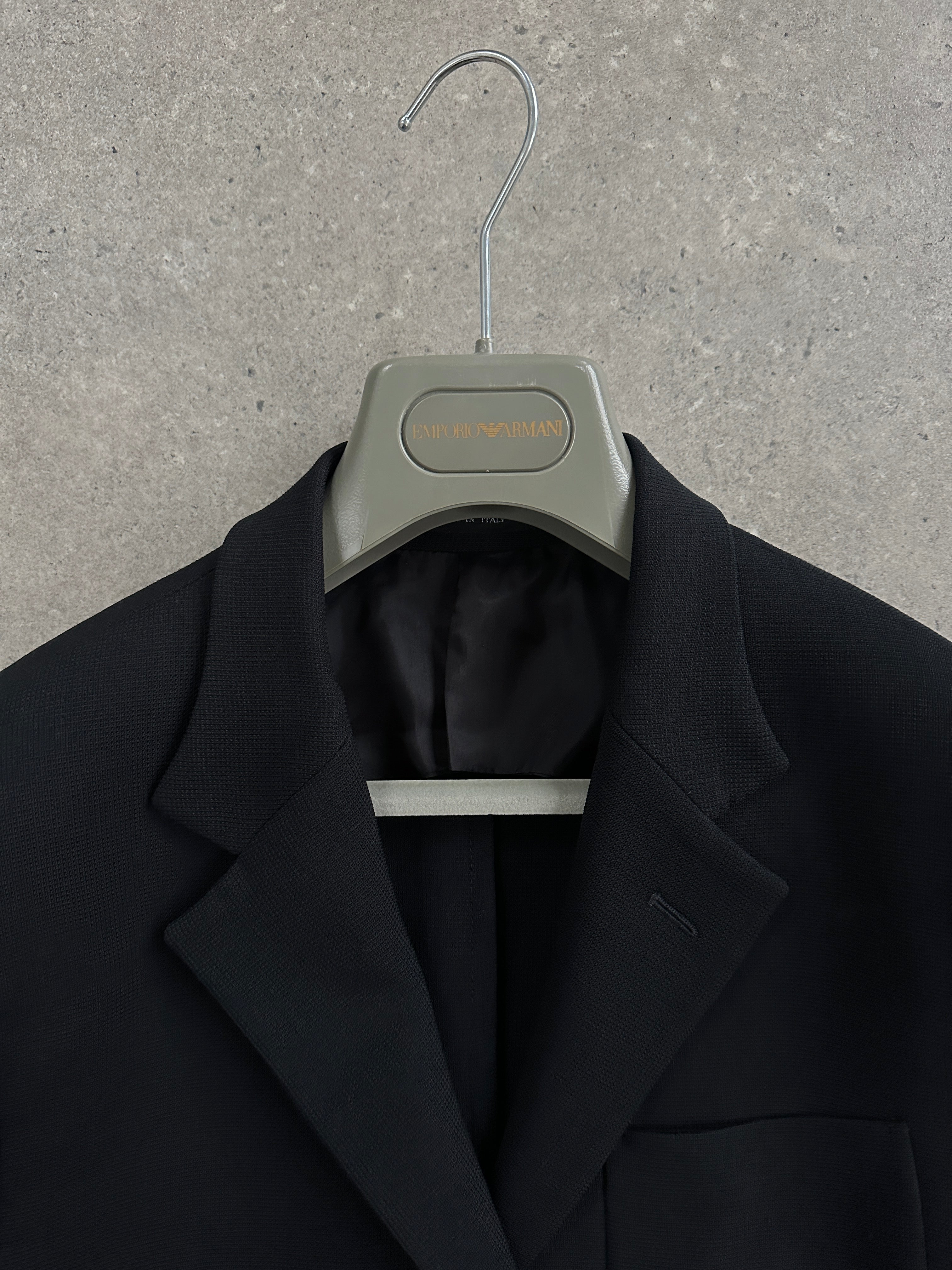 Emporio Armani 2000s pure wool single-breasted blazer in size M, shown in a classic tailored fit with lapels and button closure.
