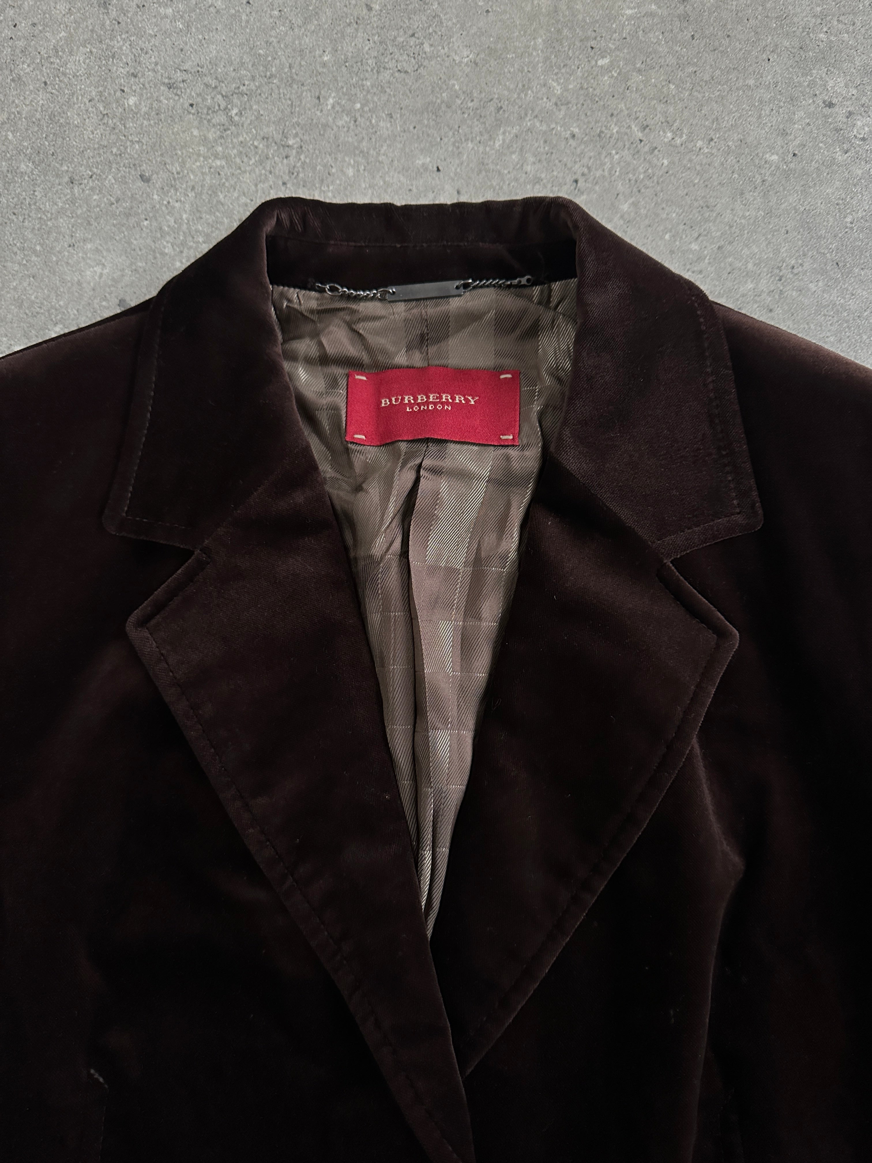 Burberry London 2000s velvet tailored blazer in size M, featuring classic design and elegant craftsmanship.