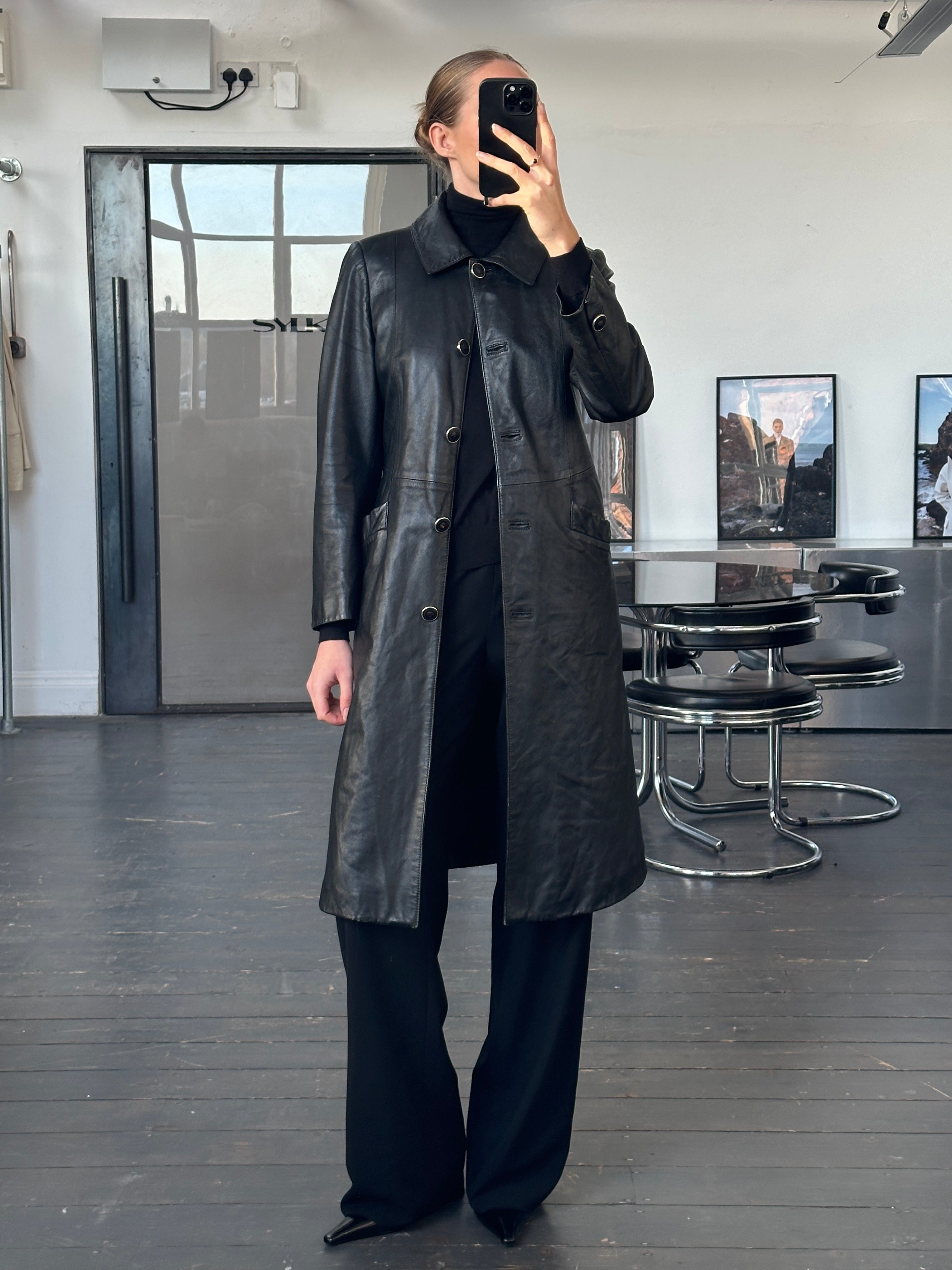 Gianni Versace Versus 1990s Bespoke Lion Head Leather Trench Coat - S - SYLK