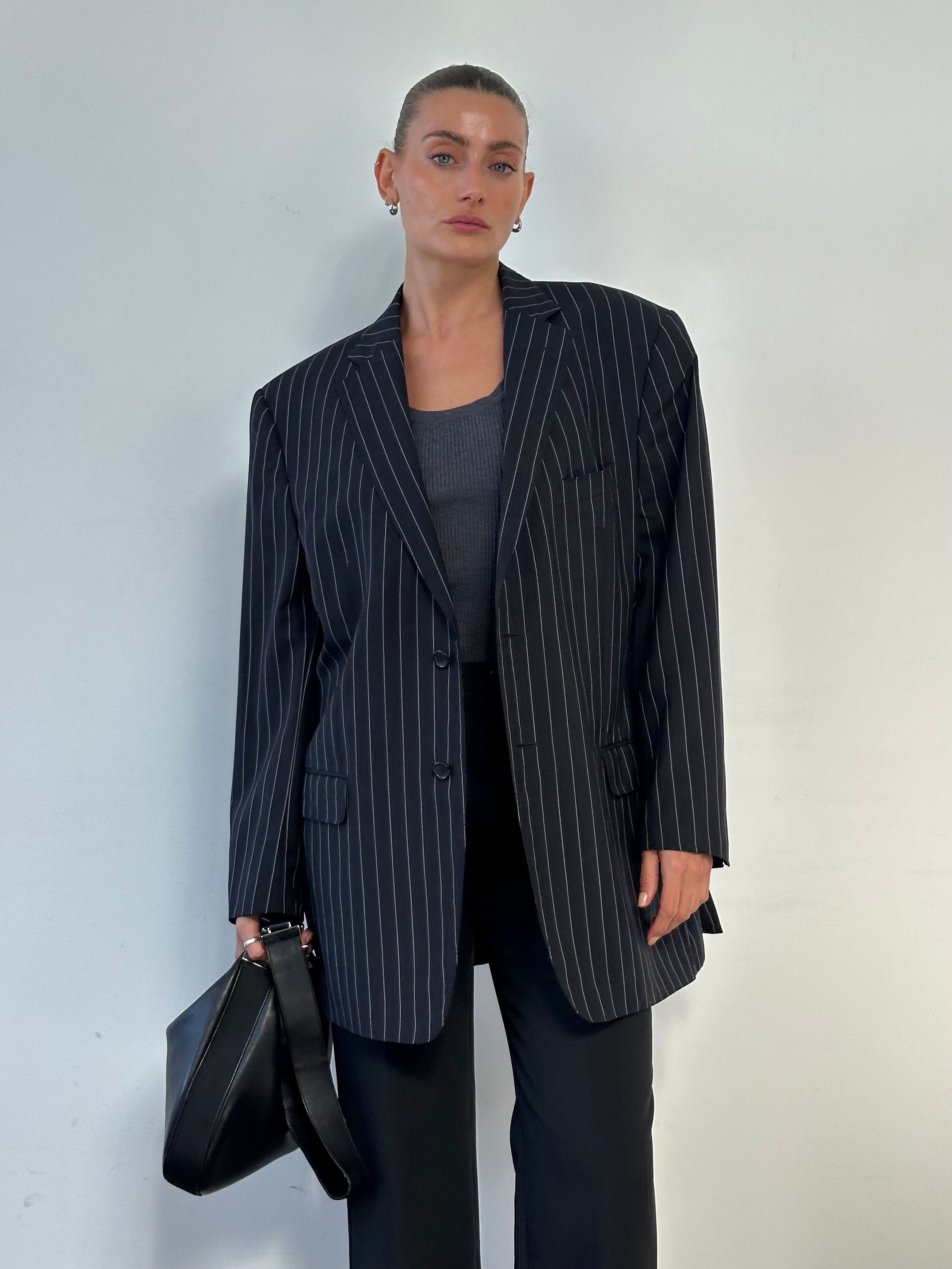 Versace collection striped pure wool blazer in size 48R/XL, single-breasted design with classic lapels and tailored fit.