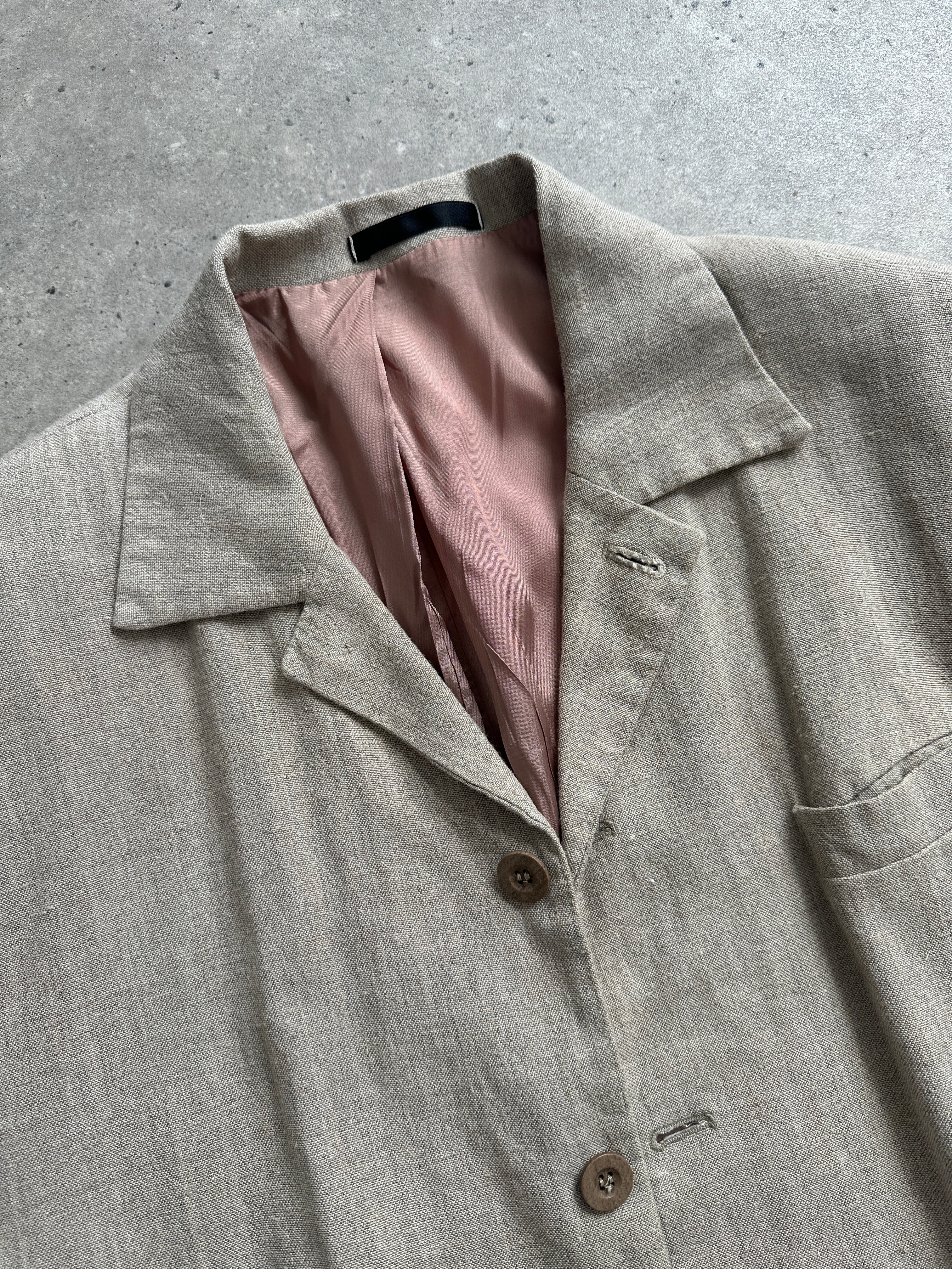 British vintage linen single-breasted blazer in size L, featuring classic tailoring and timeless style.