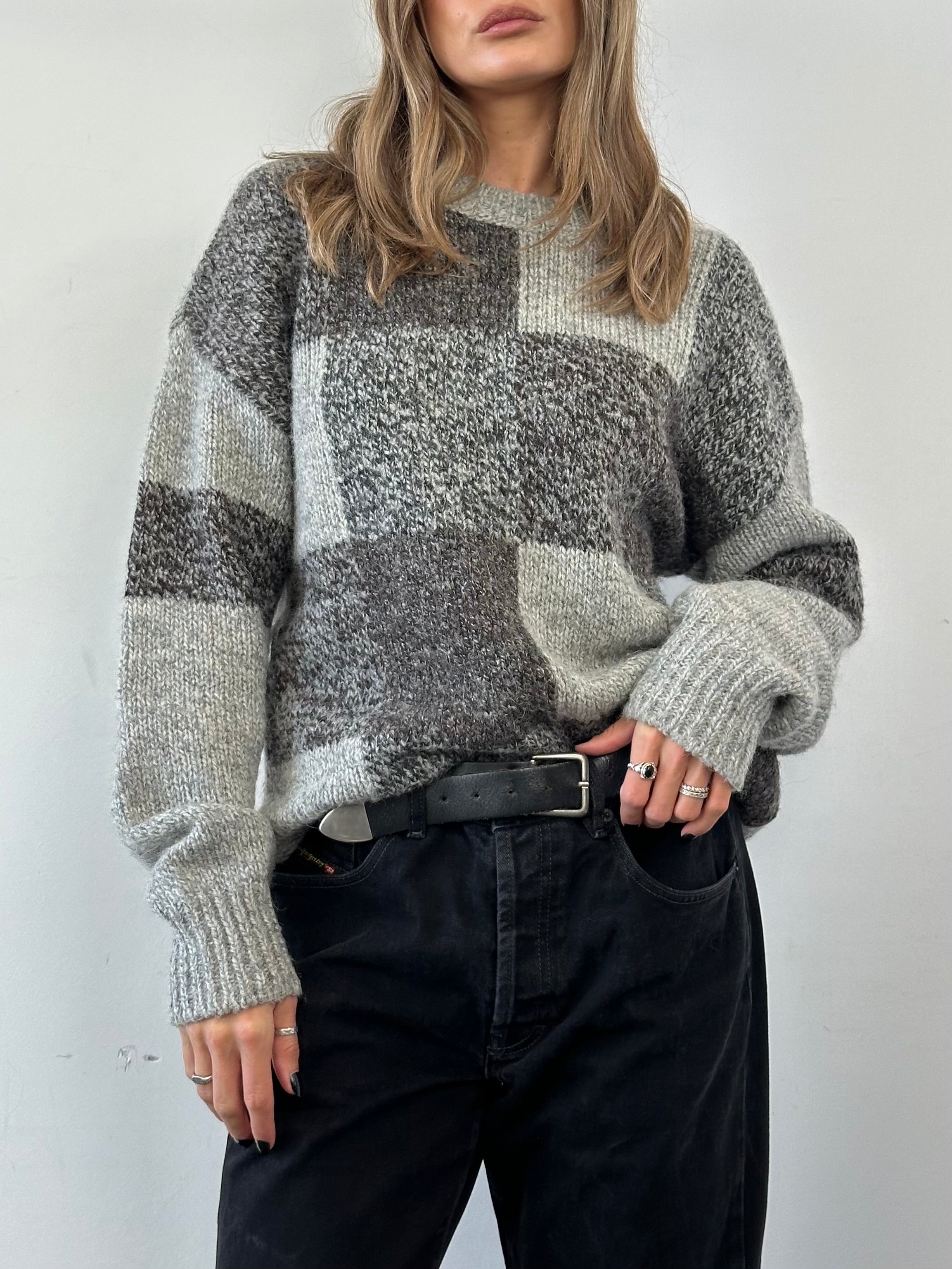 Armani Jeans wool alpaca check knitted jumper in XL, featuring a cozy, patterned design with ribbed cuffs and neckline.