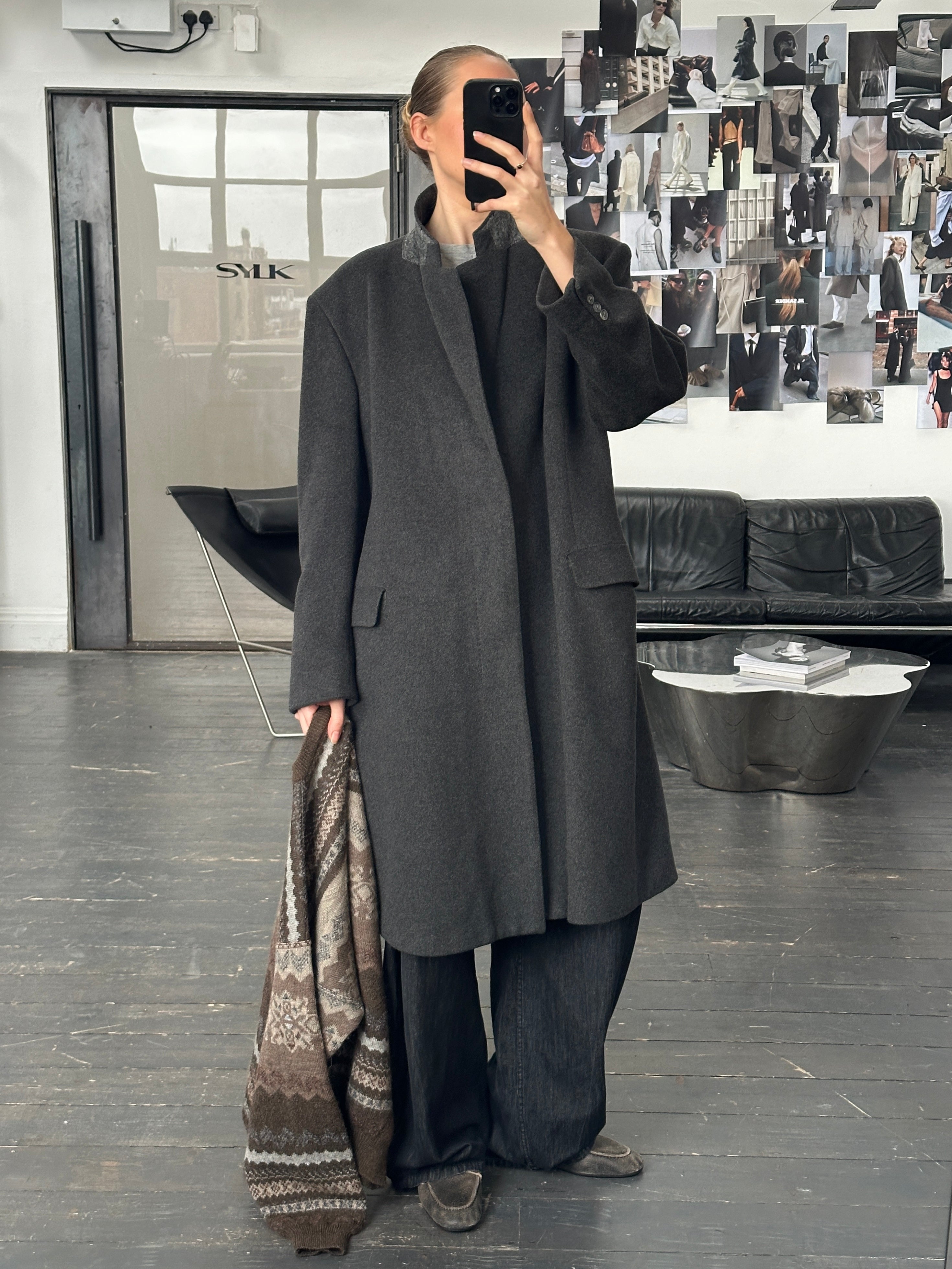 Vintage 1980s pure cashmere coat with concealed placket, shown in XL size, featuring a classic vintage coat style.