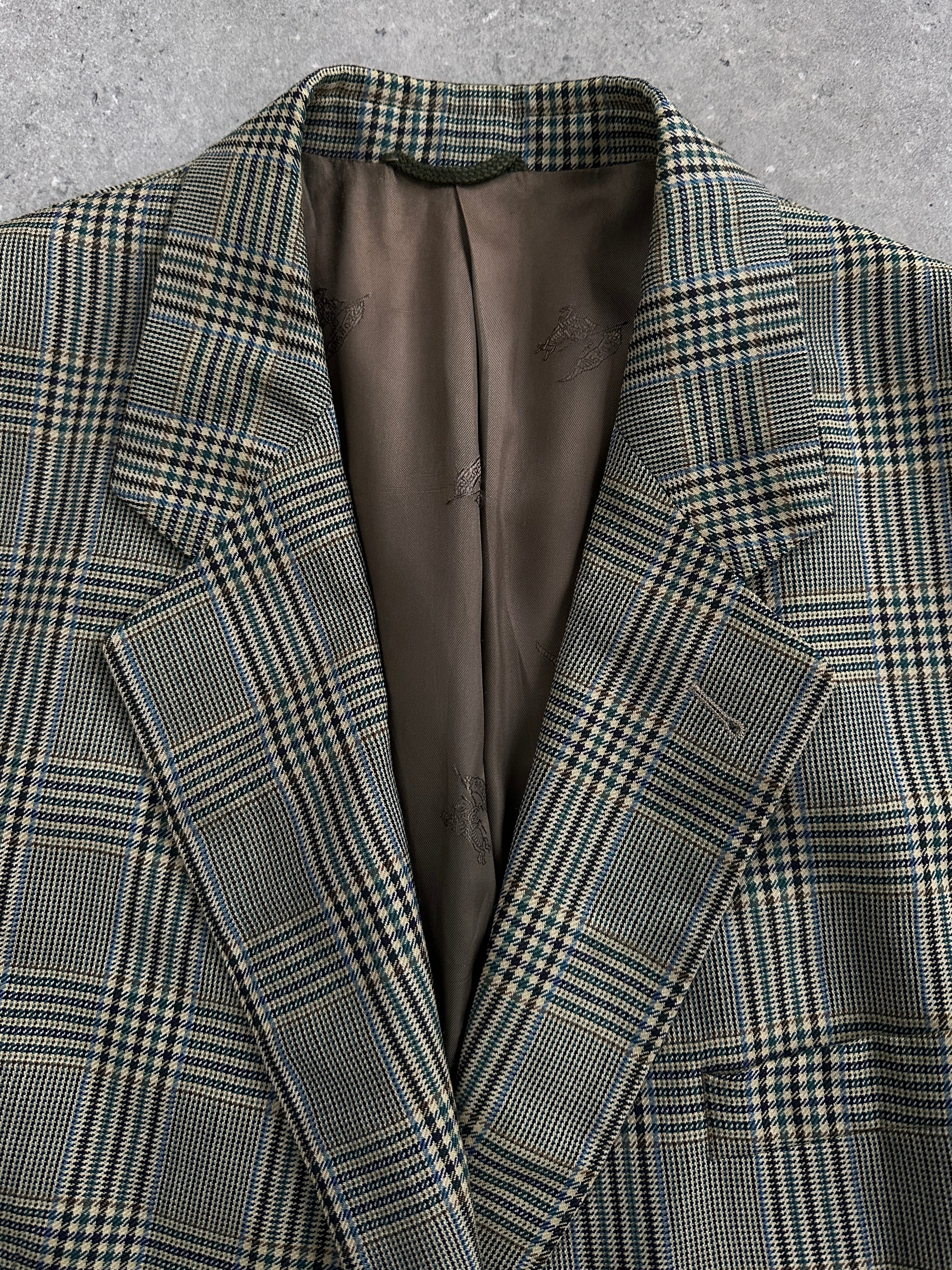Burberry 1980s pure wool check blazer, single-breasted style in size 48R/XXL, featuring classic plaid pattern and tailored fit.