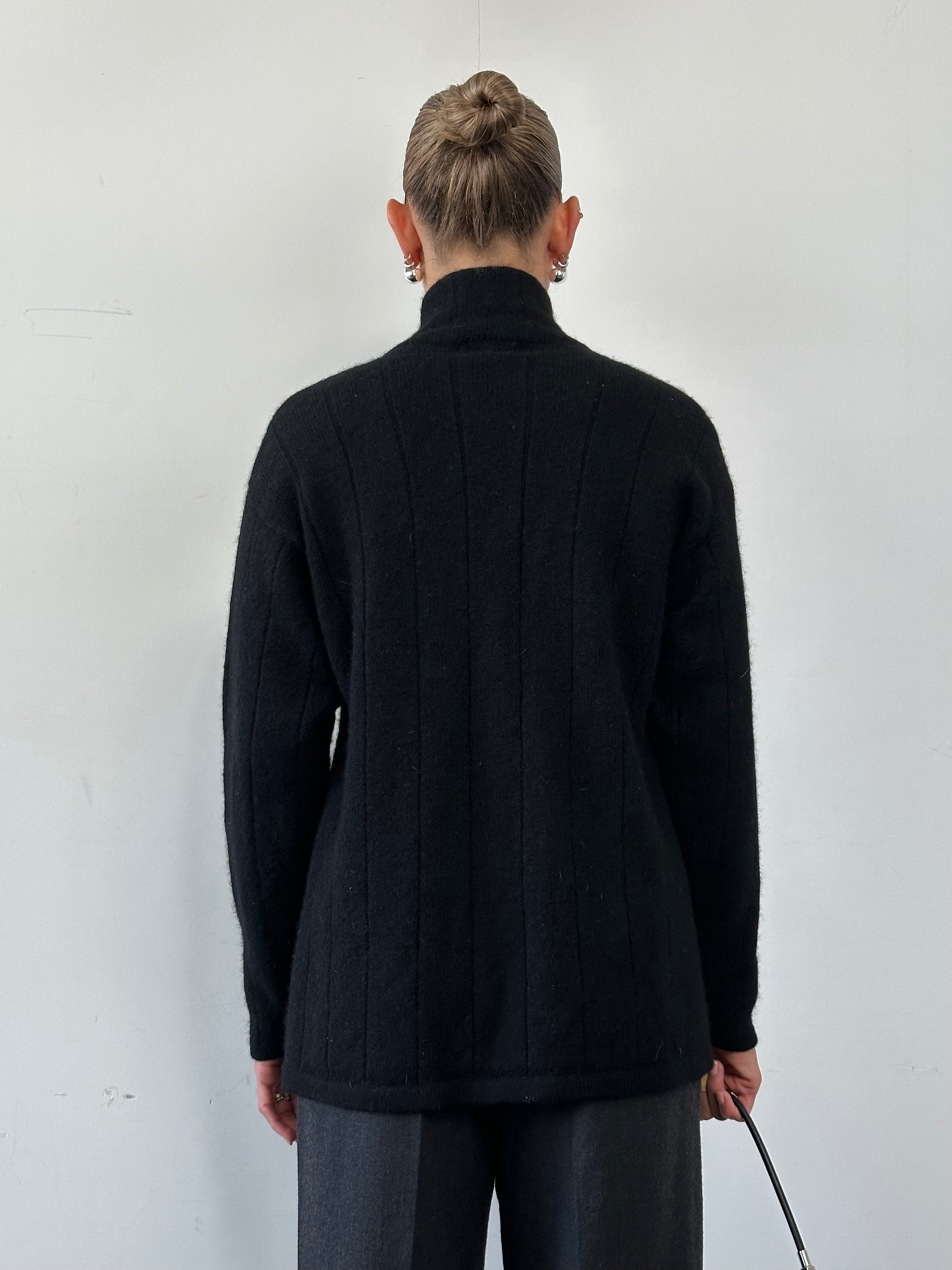 Kappa Pure Shetland Wool high neck cardigan in size L, beige color, featuring a cozy knit design and ribbed cuffs.