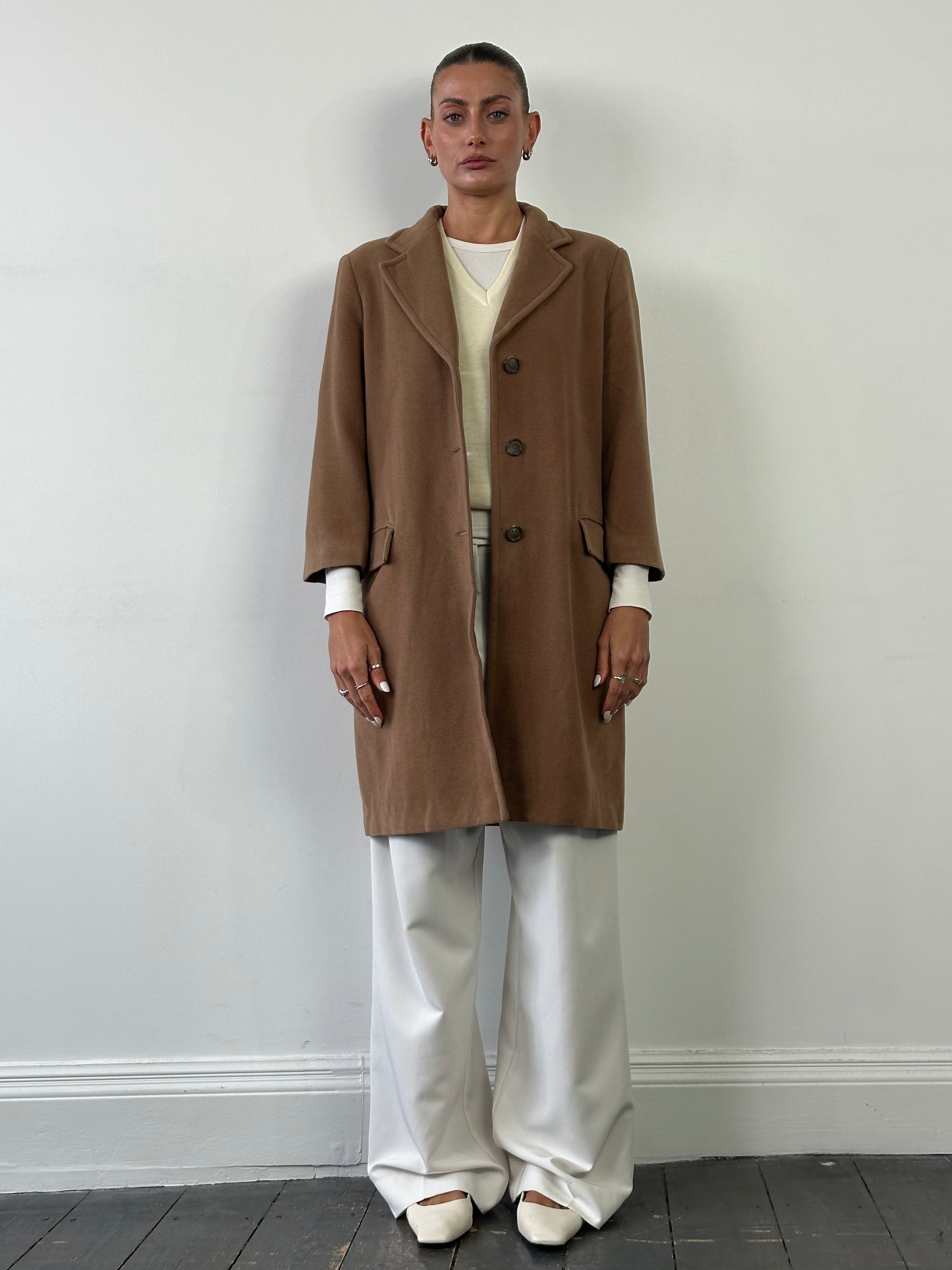 Marella virgin wool single-breasted coat in size S/M, featuring classic lapels and tailored fit in a neutral color.