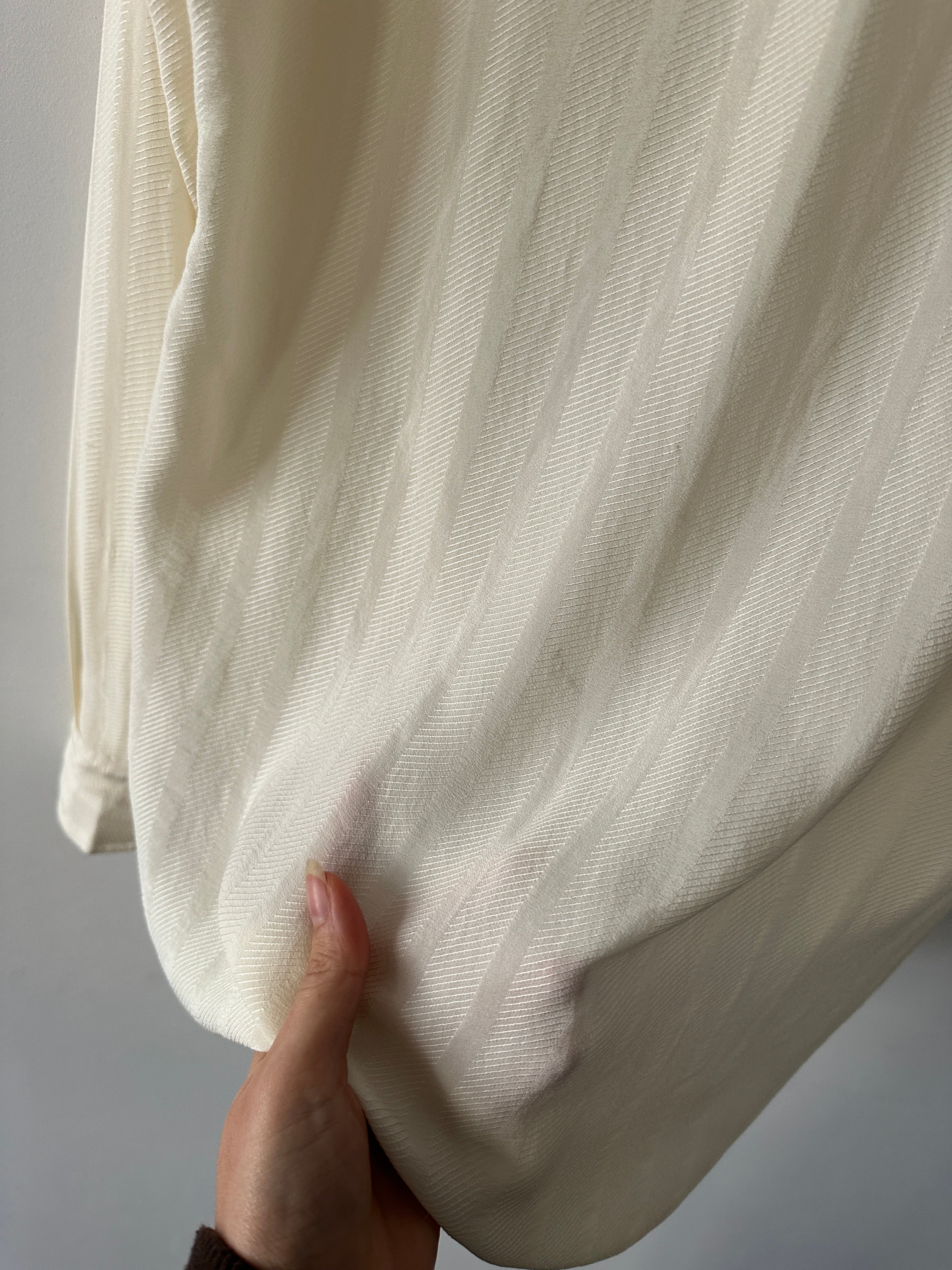 Vintage pure silk polo shirt in size L/XL, featuring a classic design, smooth fabric, and a comfortable fit.