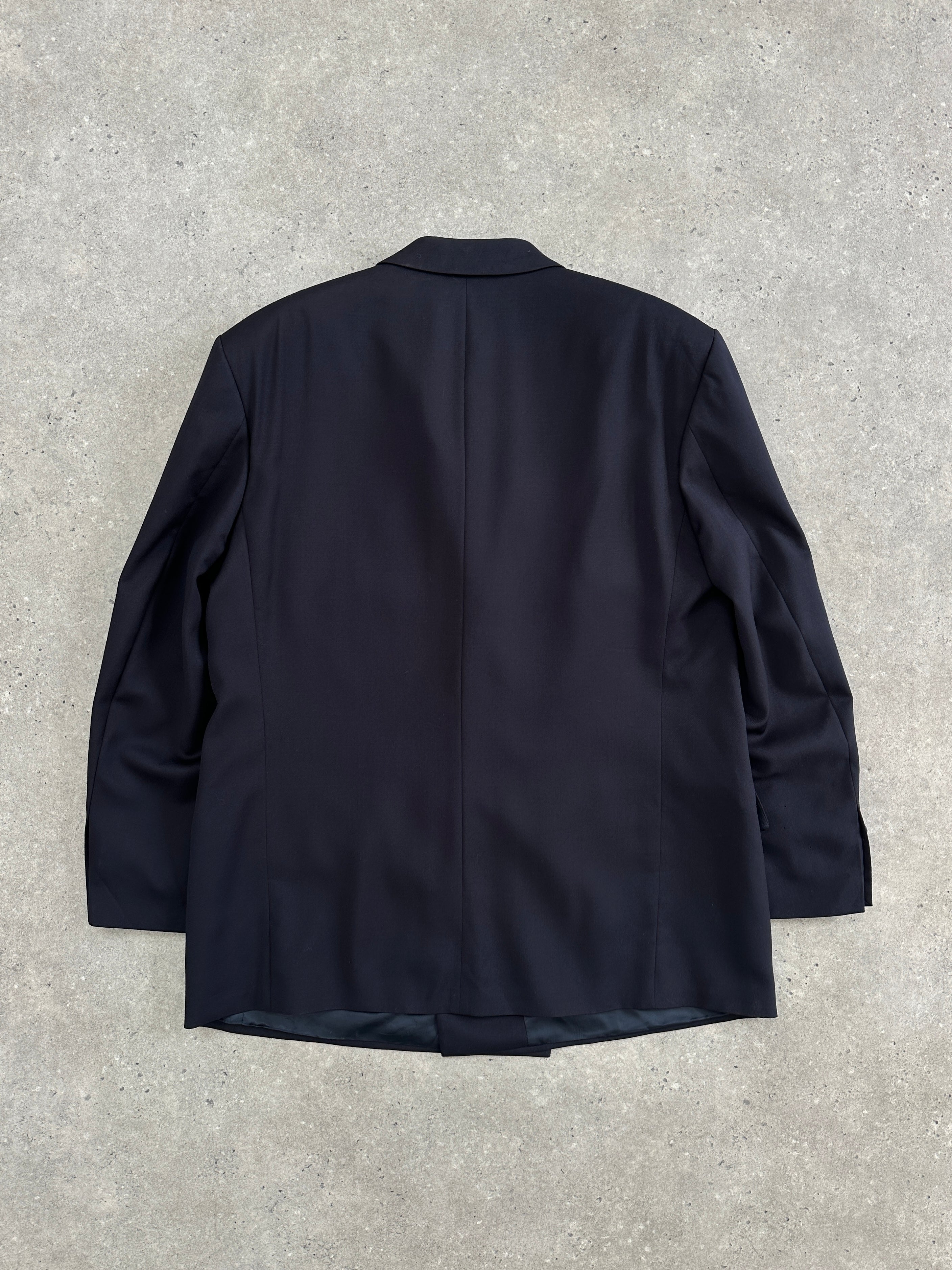 Hugo Boss 1990s double-breasted wool blazer in size 44L/XL, tailored fit with classic lapels and a dark navy color.