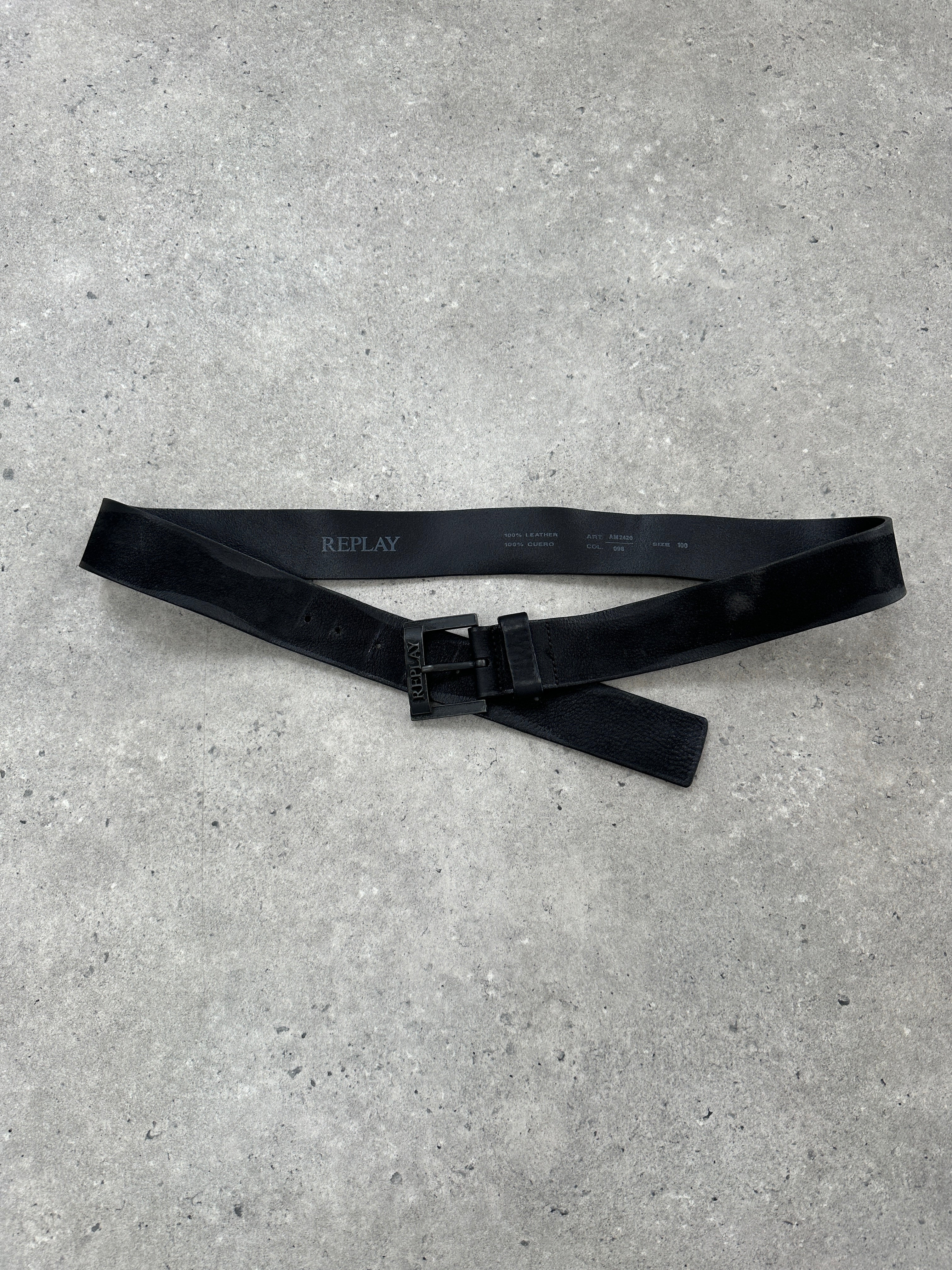 Replay 2000s leather belt in black, 35-40 inches, featuring a classic buckle and stylish design for casual or formal wear.