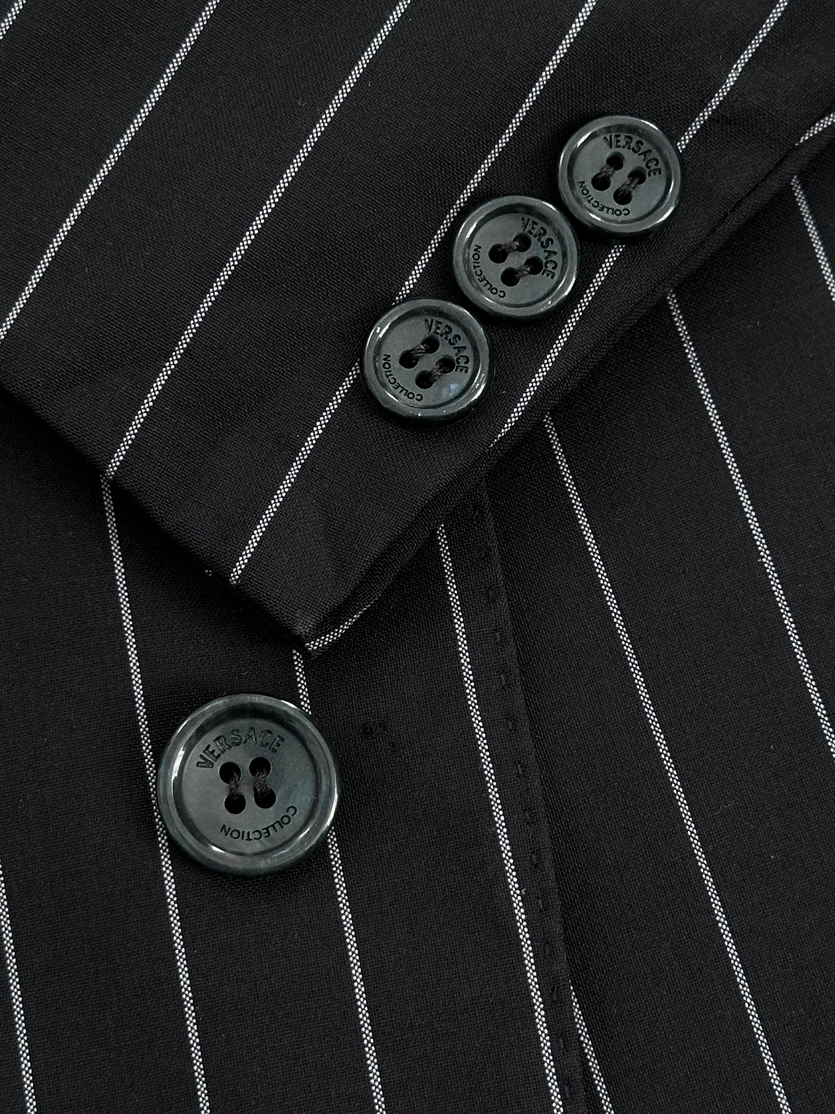 Versace Collection stripe pure wool single-breasted blazer in size 48R/XL, with classic design and tailored fit.