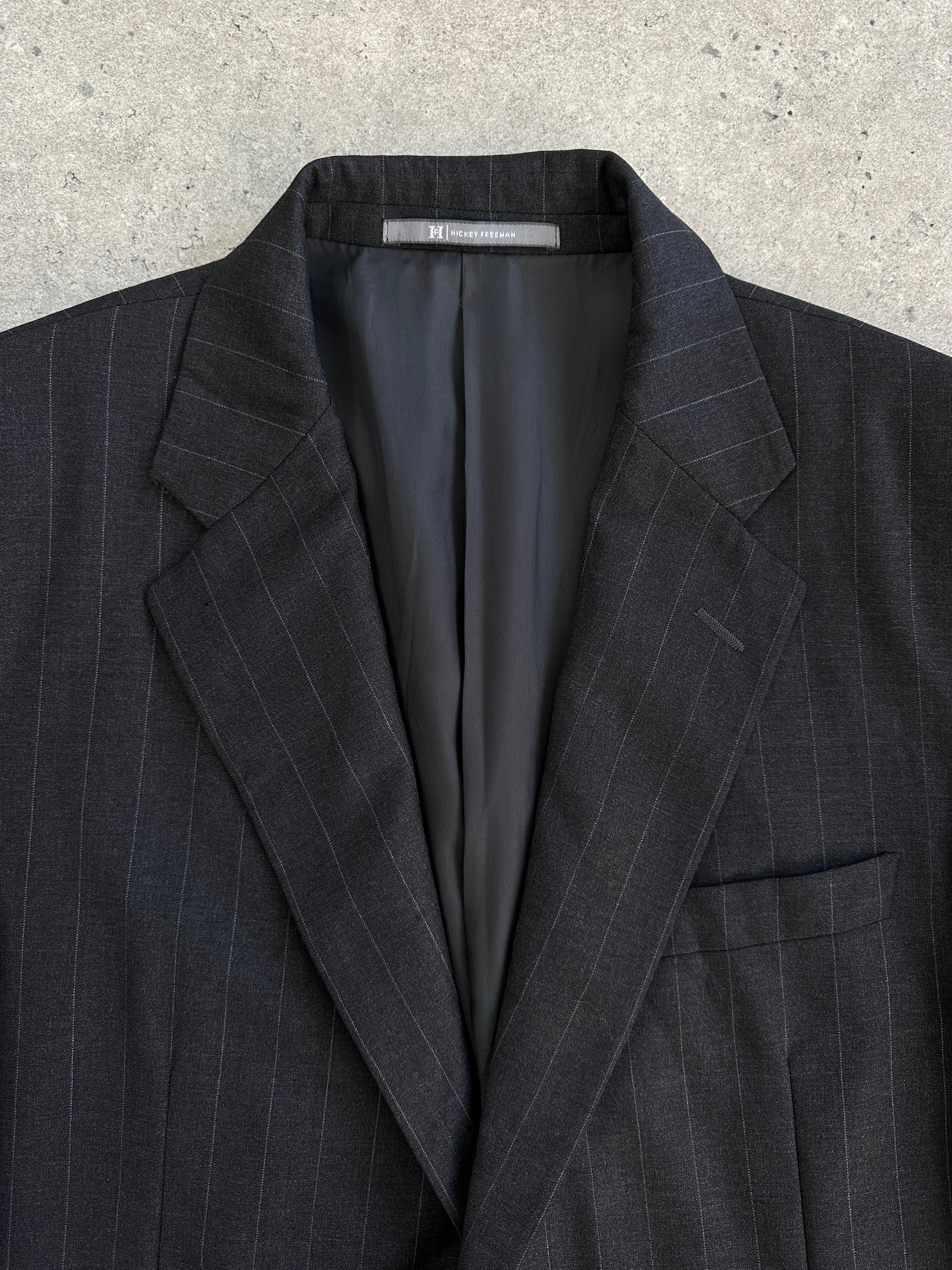Loro Piana Hickey Freeman 1990s pure Tasmanian wool single-breasted blazer, 42L/XL, in classic tailored style.