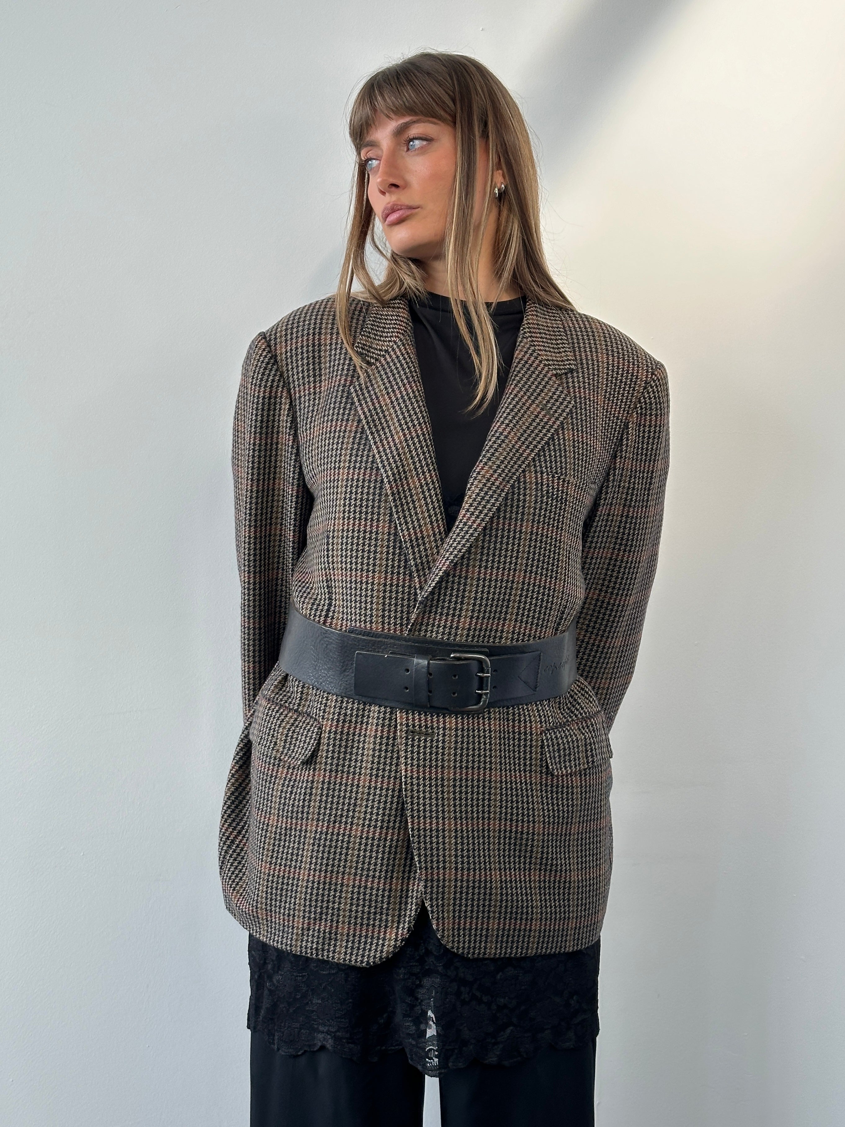 Cop Copine 1990s chunky leather belt with wide strap and metal buckle, styled for vintage fashion in size W32-36.