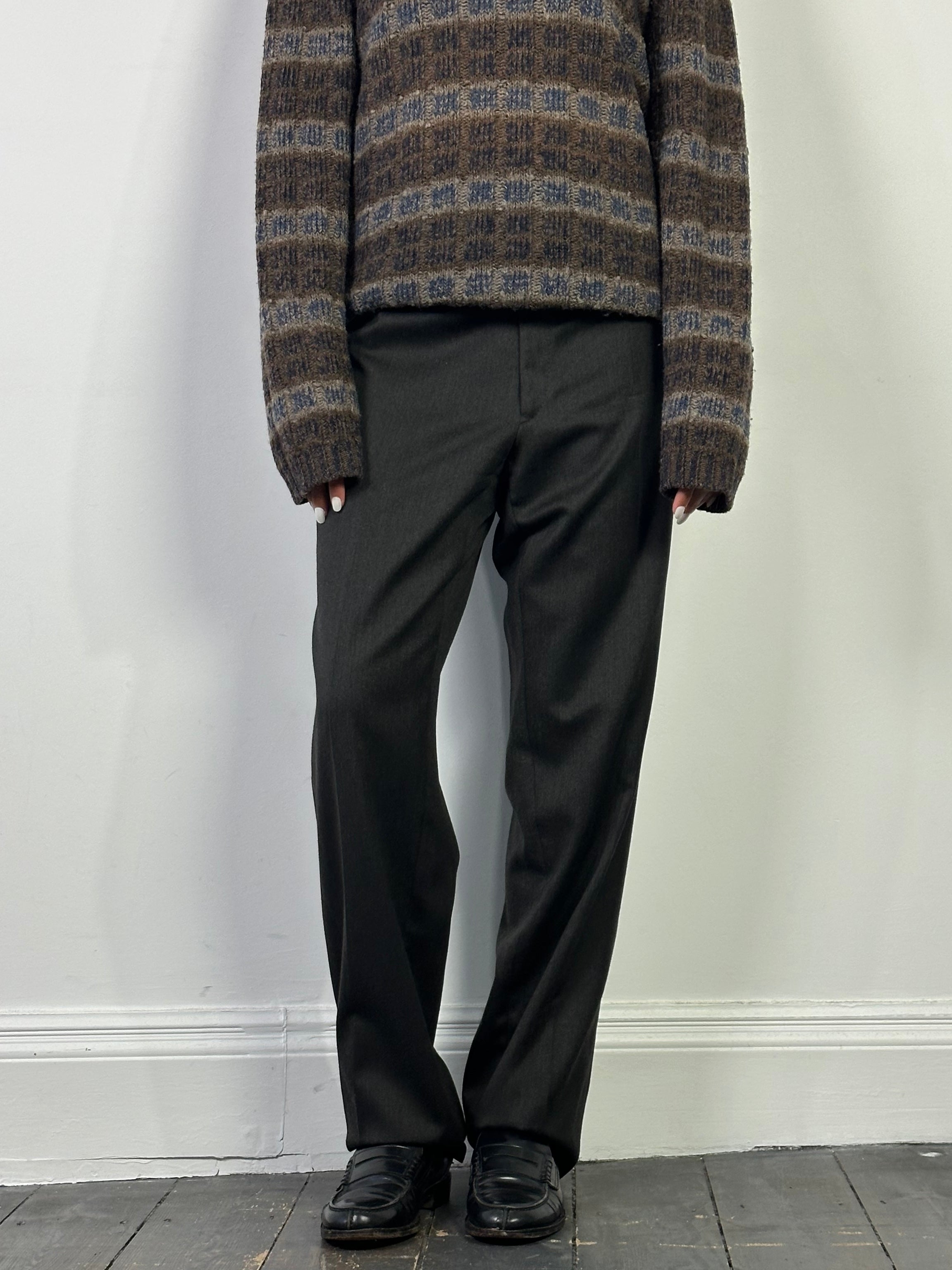 Vintage brushed wool straight leg tailored trousers in W36, showcasing classic fit and refined fabric detail.