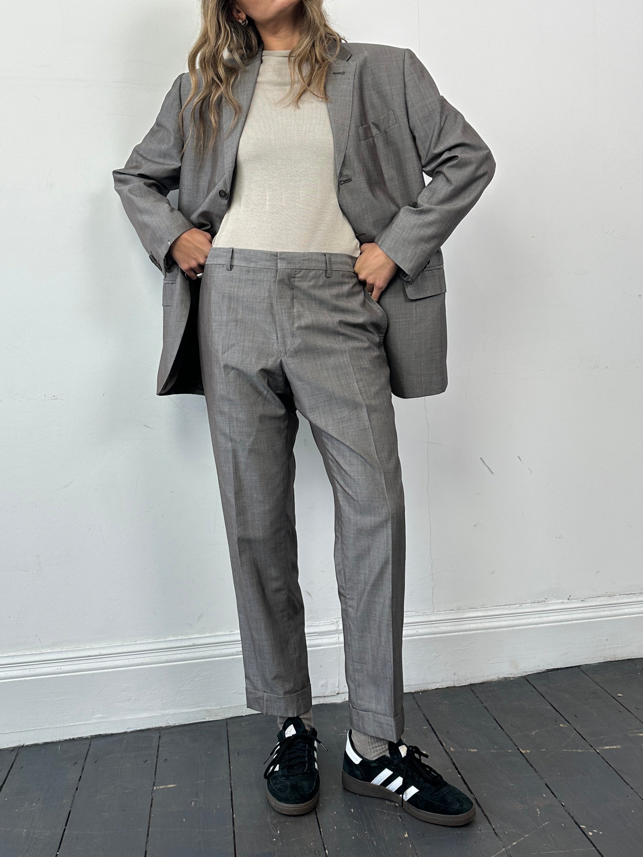 Valentino virgin wool silk single-breasted suit jumpsuit in size 42R/W32, tailored fit with lapel collar and stylish design.