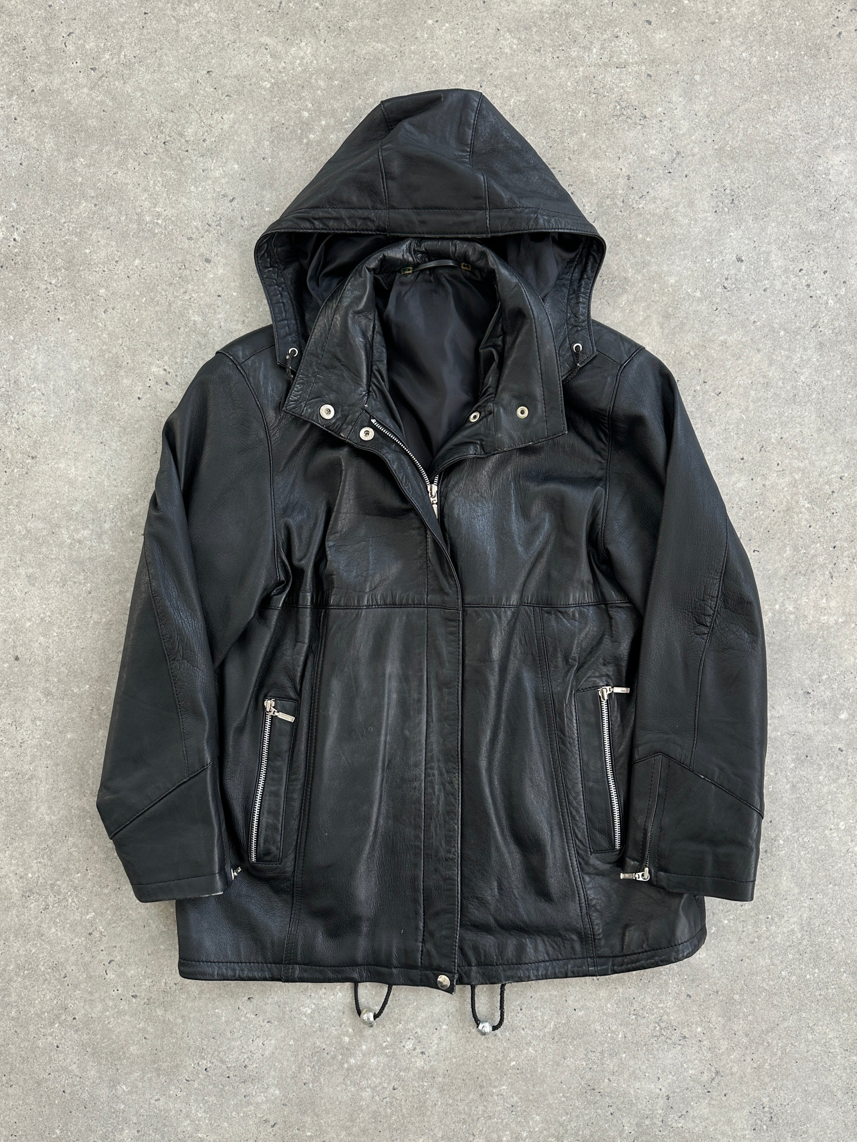Vintage high neck leather jacket with removable hood, stylish and durable, in size M/L, featuring classic leather craftsmanship.