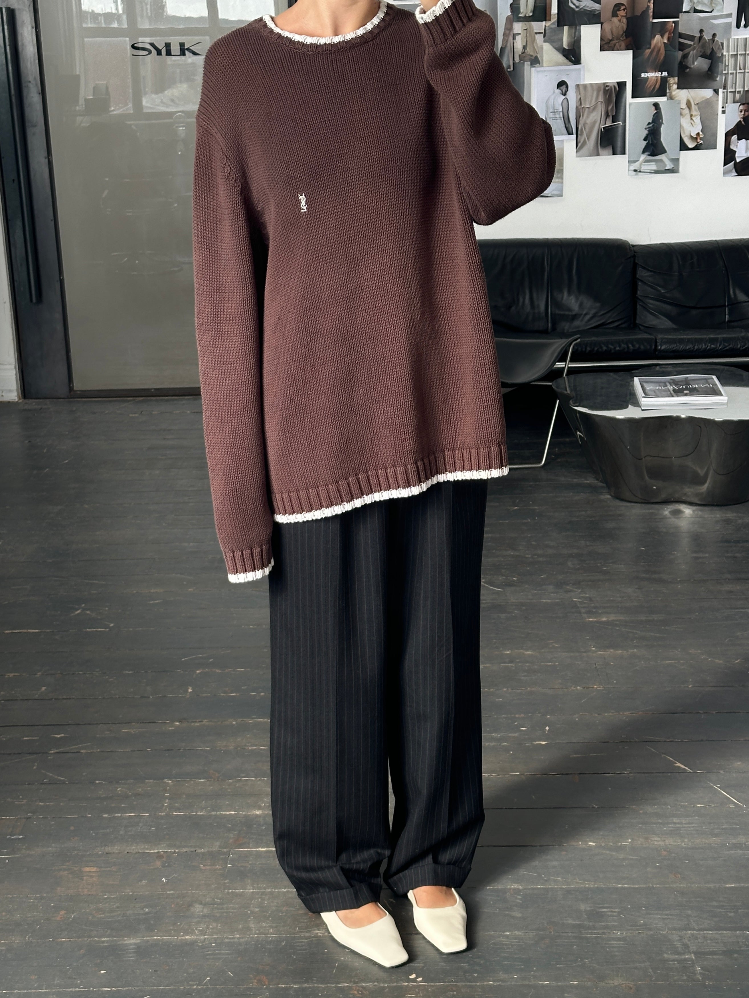 Yves Saint Laurent Pour Homme XXL cotton knitted jumper with logo, featuring a classic crew neck and ribbed cuffs.