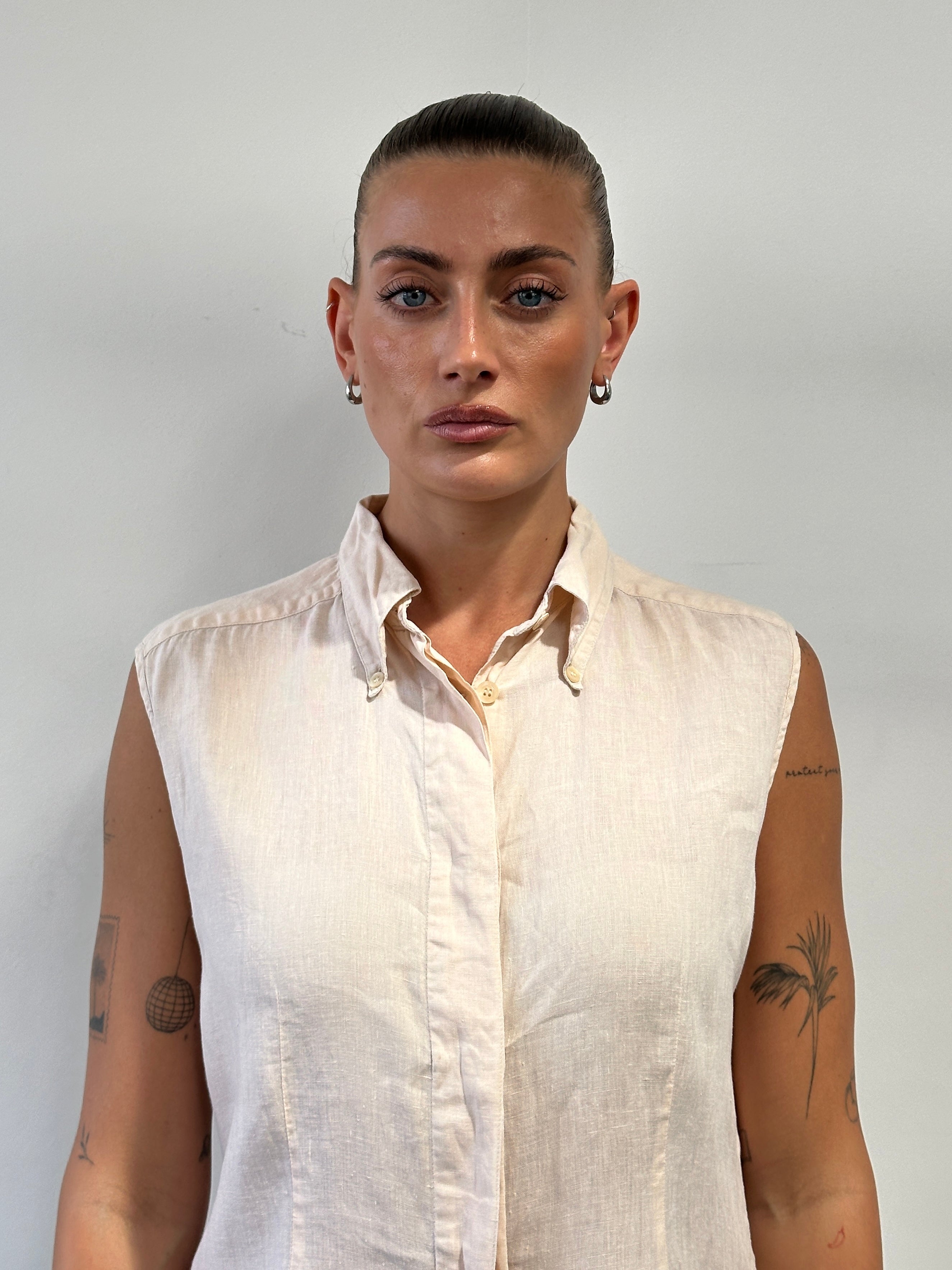 Max Mara Weekend Pure Linen Sleeveless Shirt - M/L - SYLK