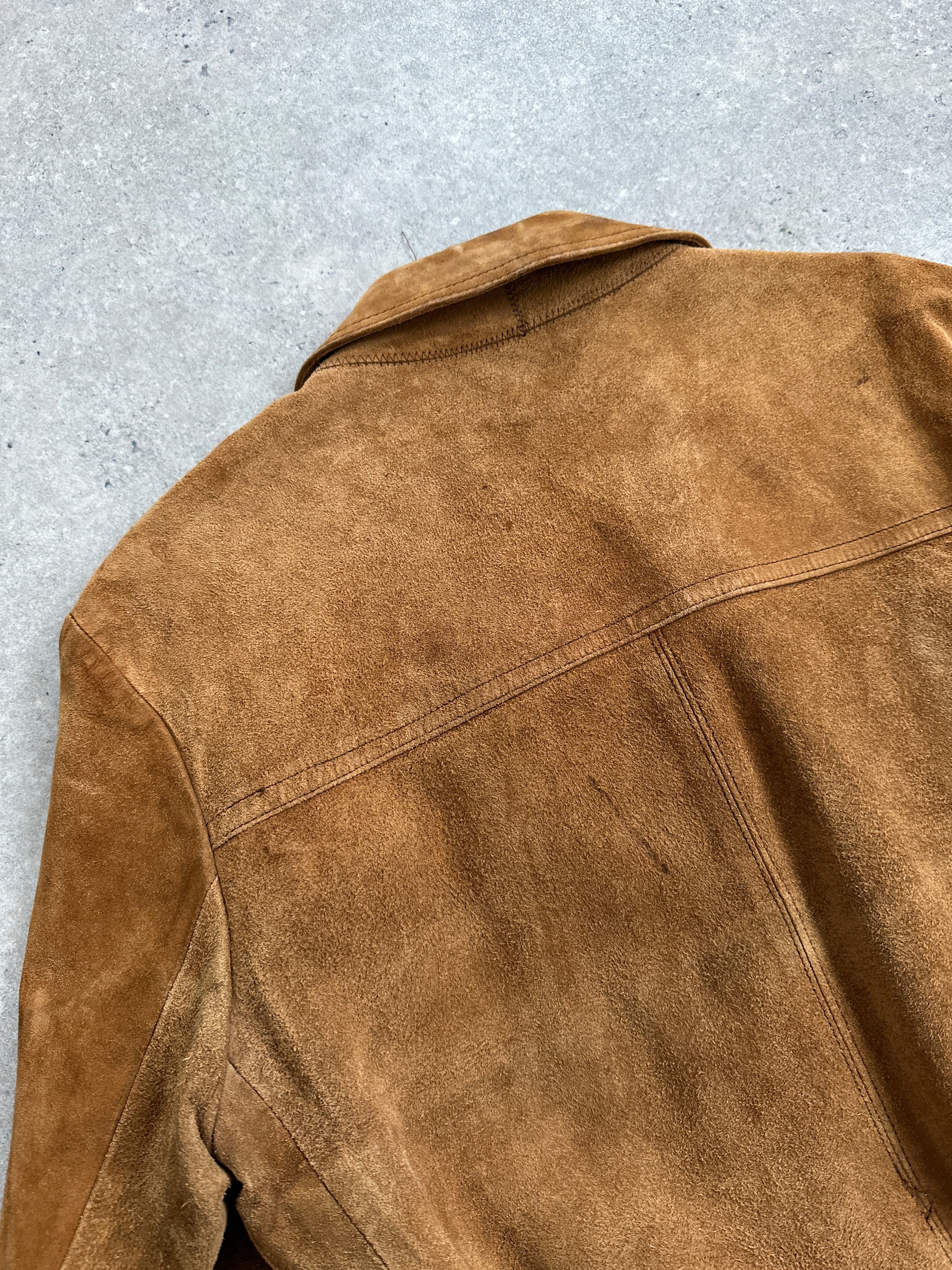 Vintage leather jacket with suede finish and belted waist, size M/L, stylish and classic for casual wear