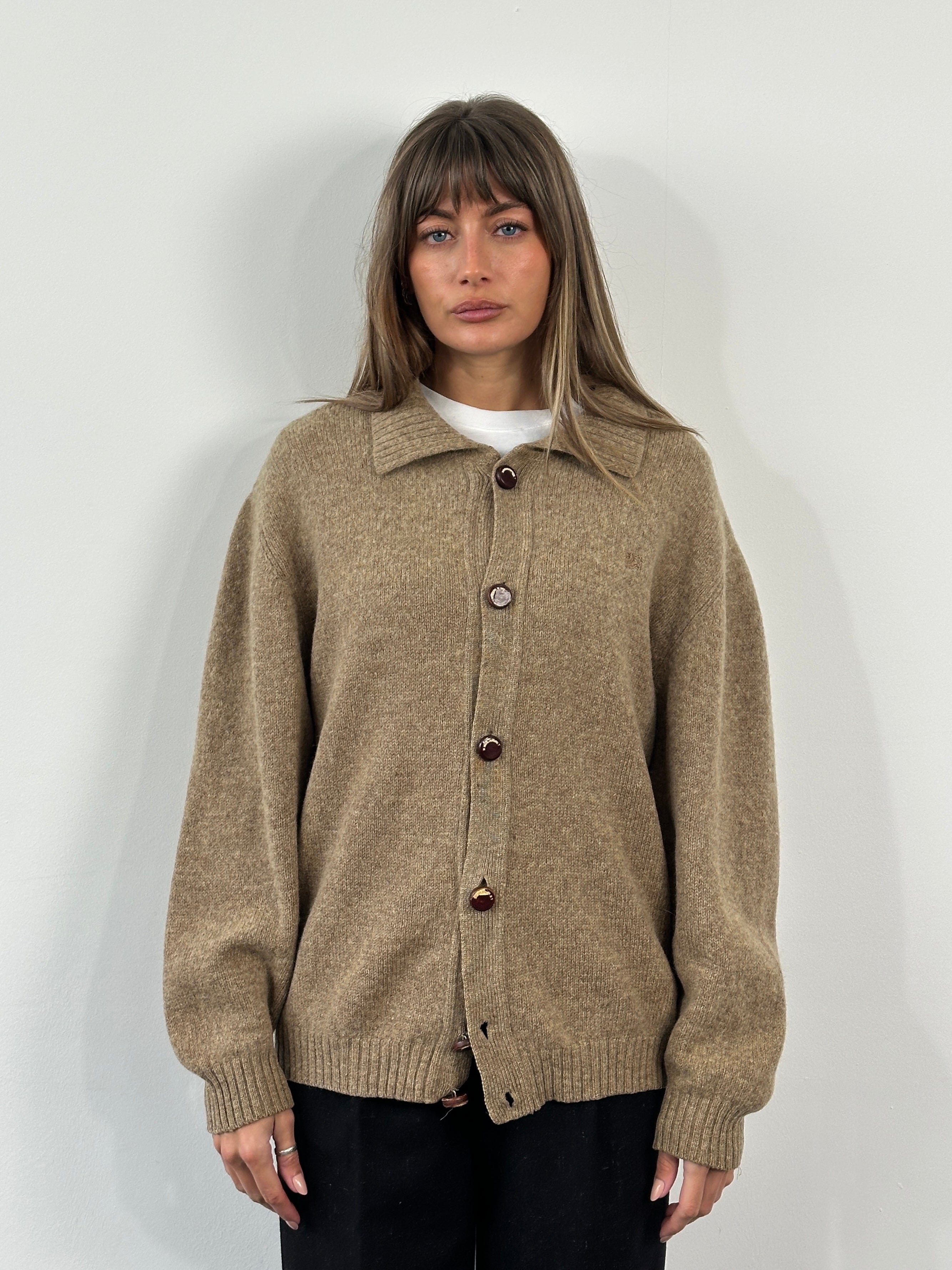 Burberry London 1990s wool knitted logo cardigan in XL, featuring classic Burberry pattern and knit fabric detail.