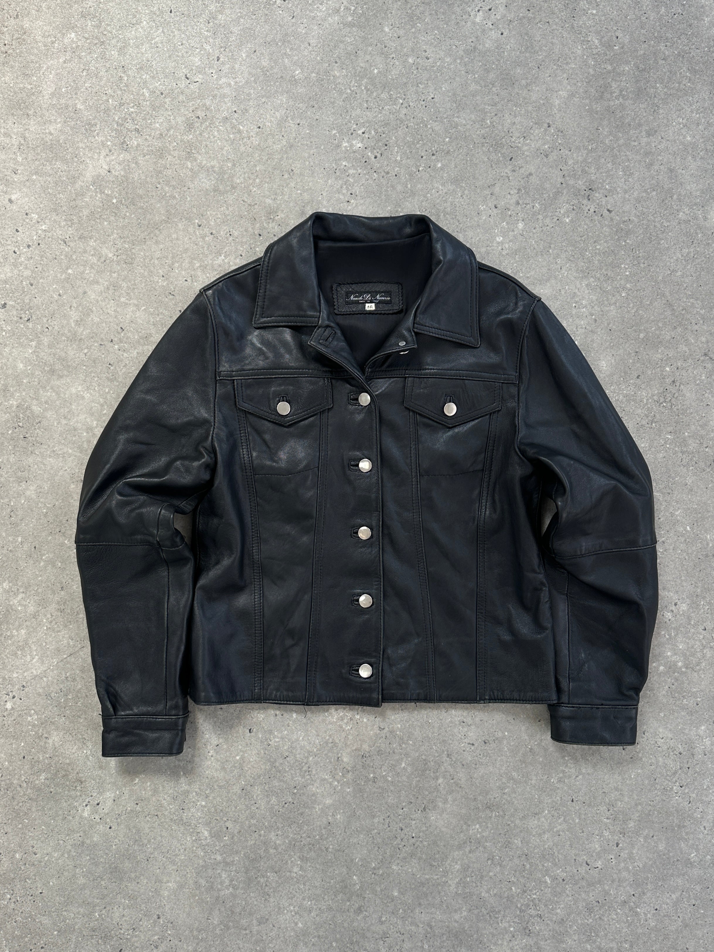 Vintage Italian leather button-up jacket in S/M size, featuring classic craftsmanship and a worn-in vintage look.