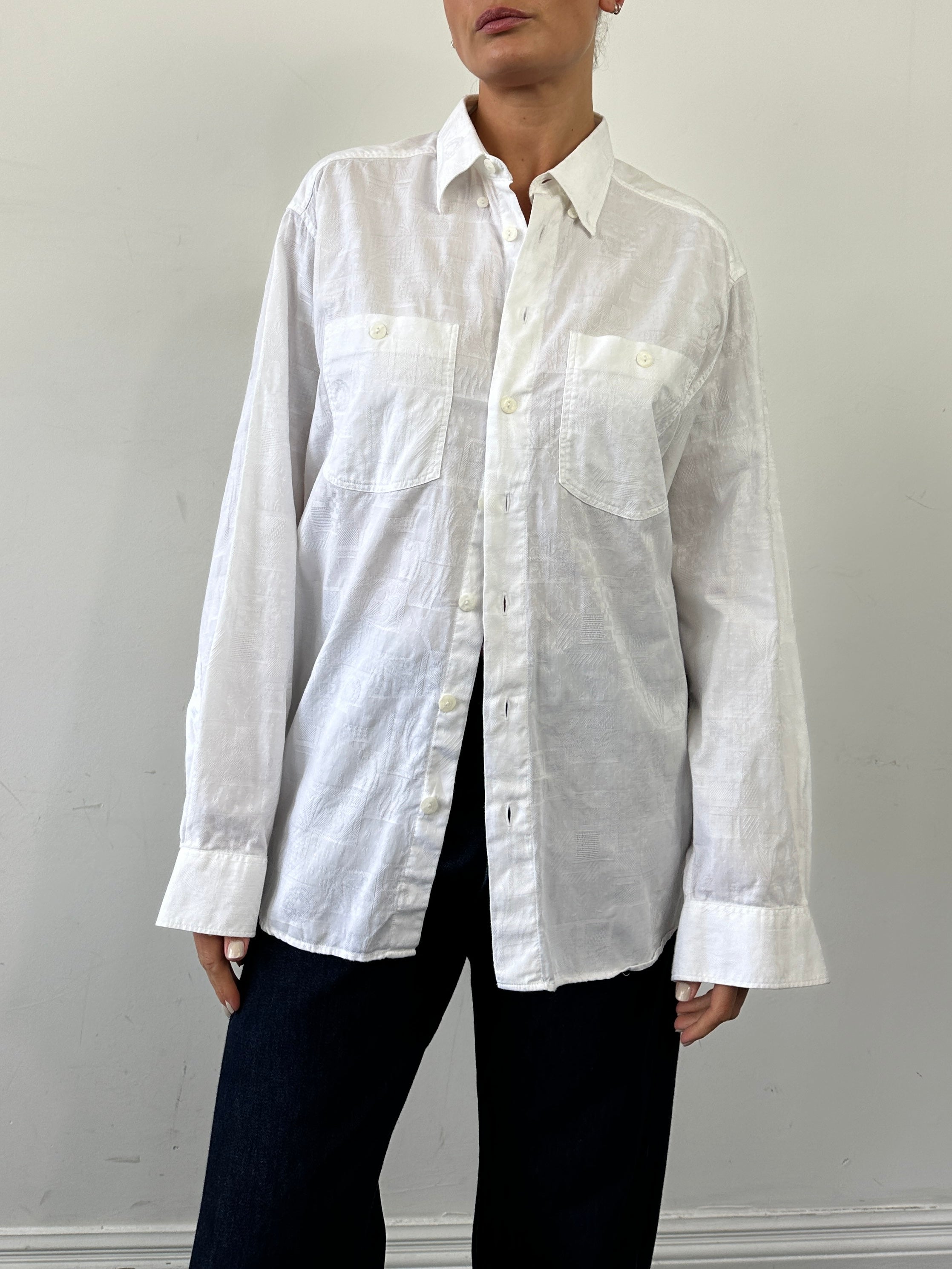 Vintage embroidered cotton shirt in XL size, featuring intricate vintage-style embroidery and a classic button-up design.