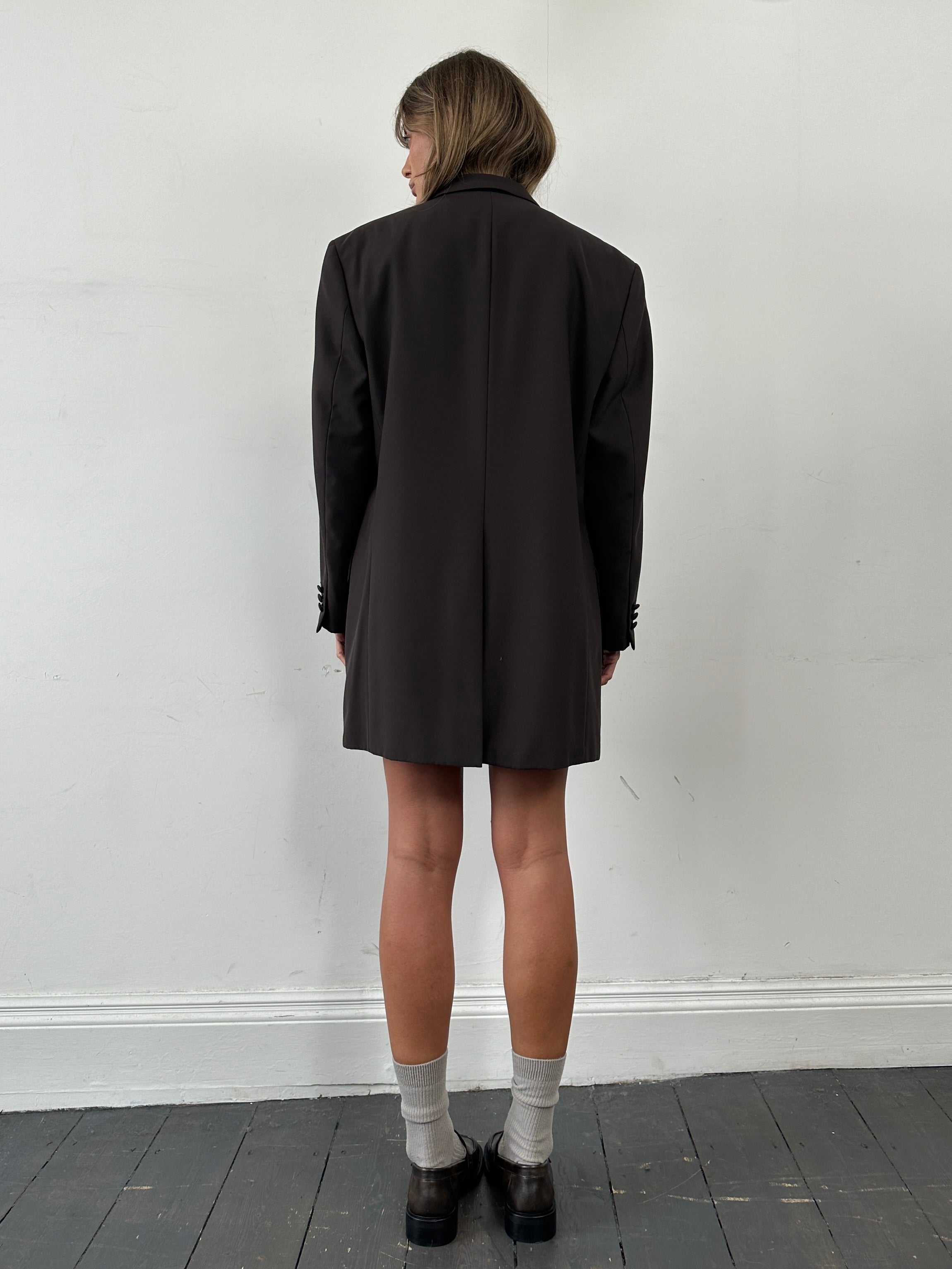 Vintage wool longline blazer coat in size 42S/XL, featuring a single-breasted design and classic tailored fit.
