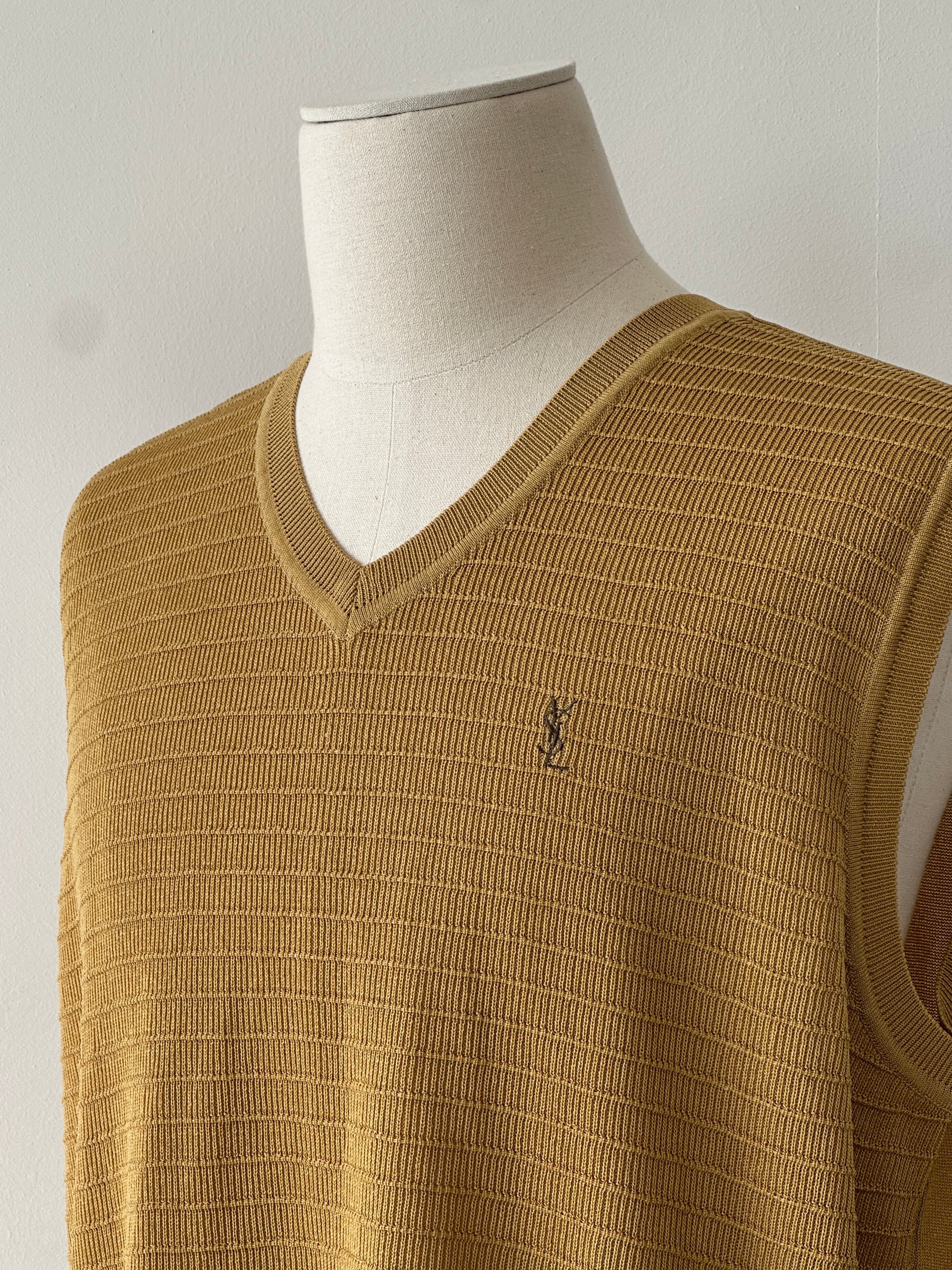 Yves Saint Laurent 2000s Sleevless V Neck Jumper - M