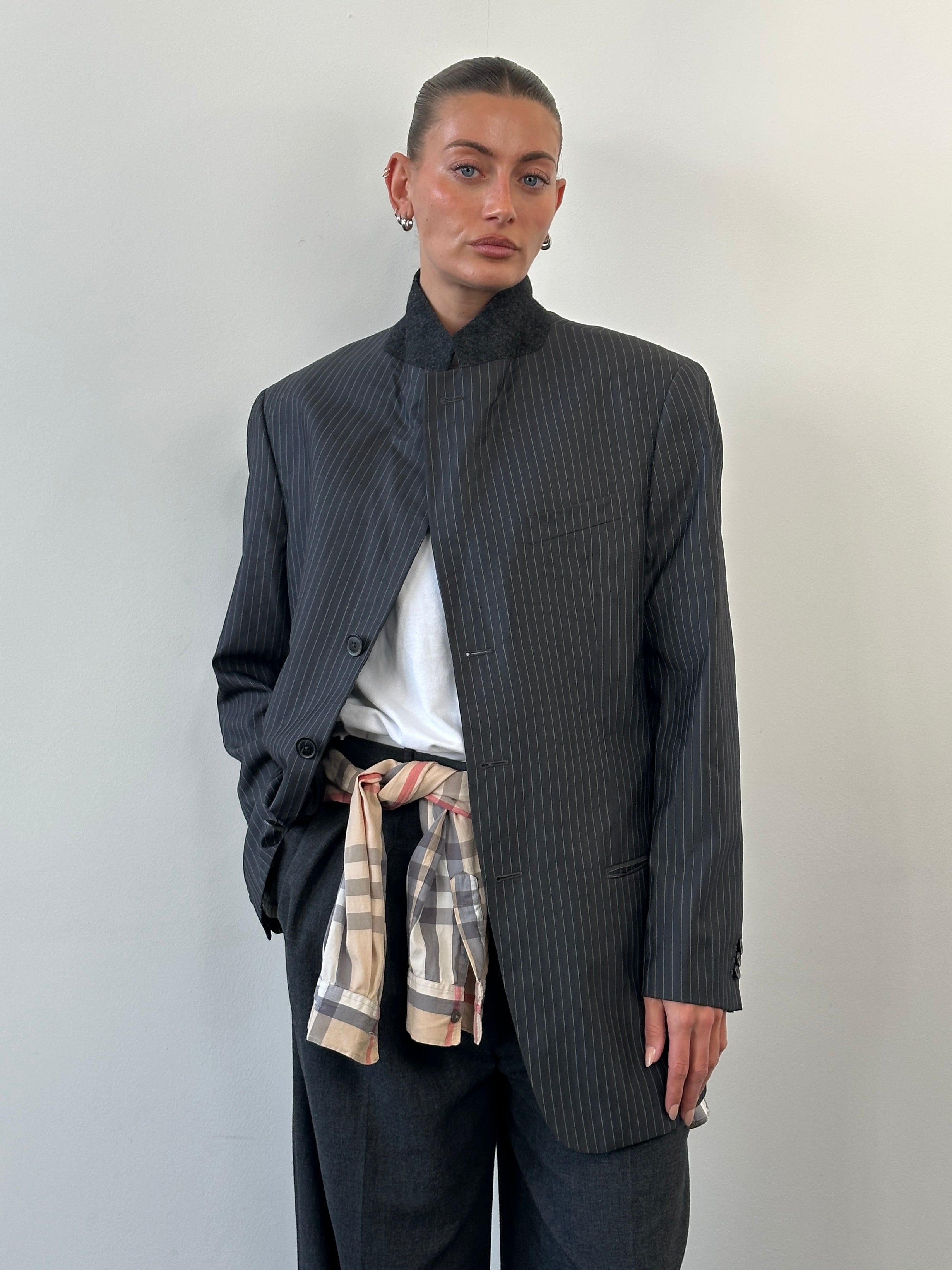 Armany Collezioni 1990s wool silk pinstripe blazer, single-breasted, 42R/XL, tailored men's blazer with classic style