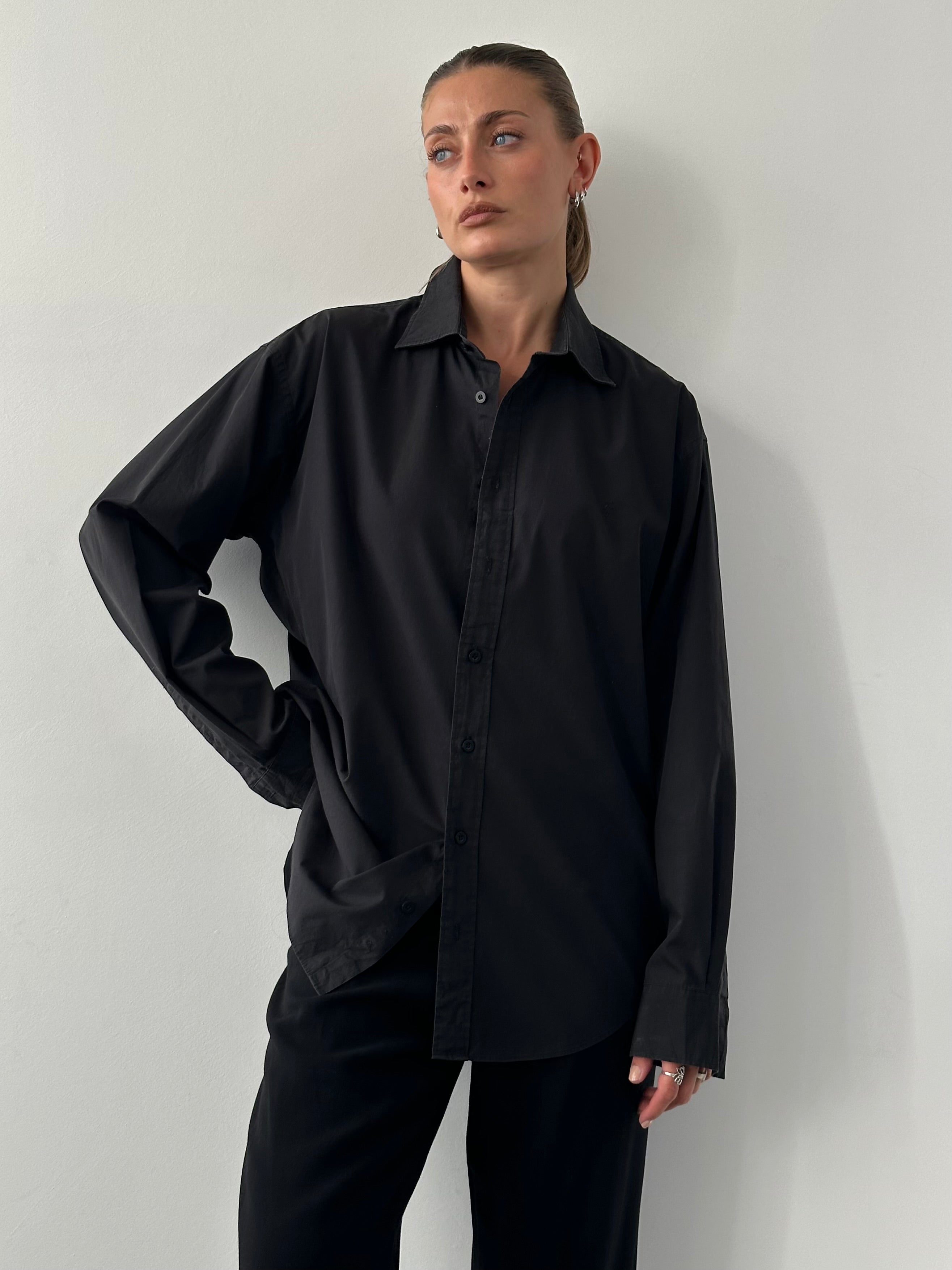Yves Saint Laurent Pour Homme pure cotton logo shirt in XL, featuring a classic design with the brand logo on the chest.
