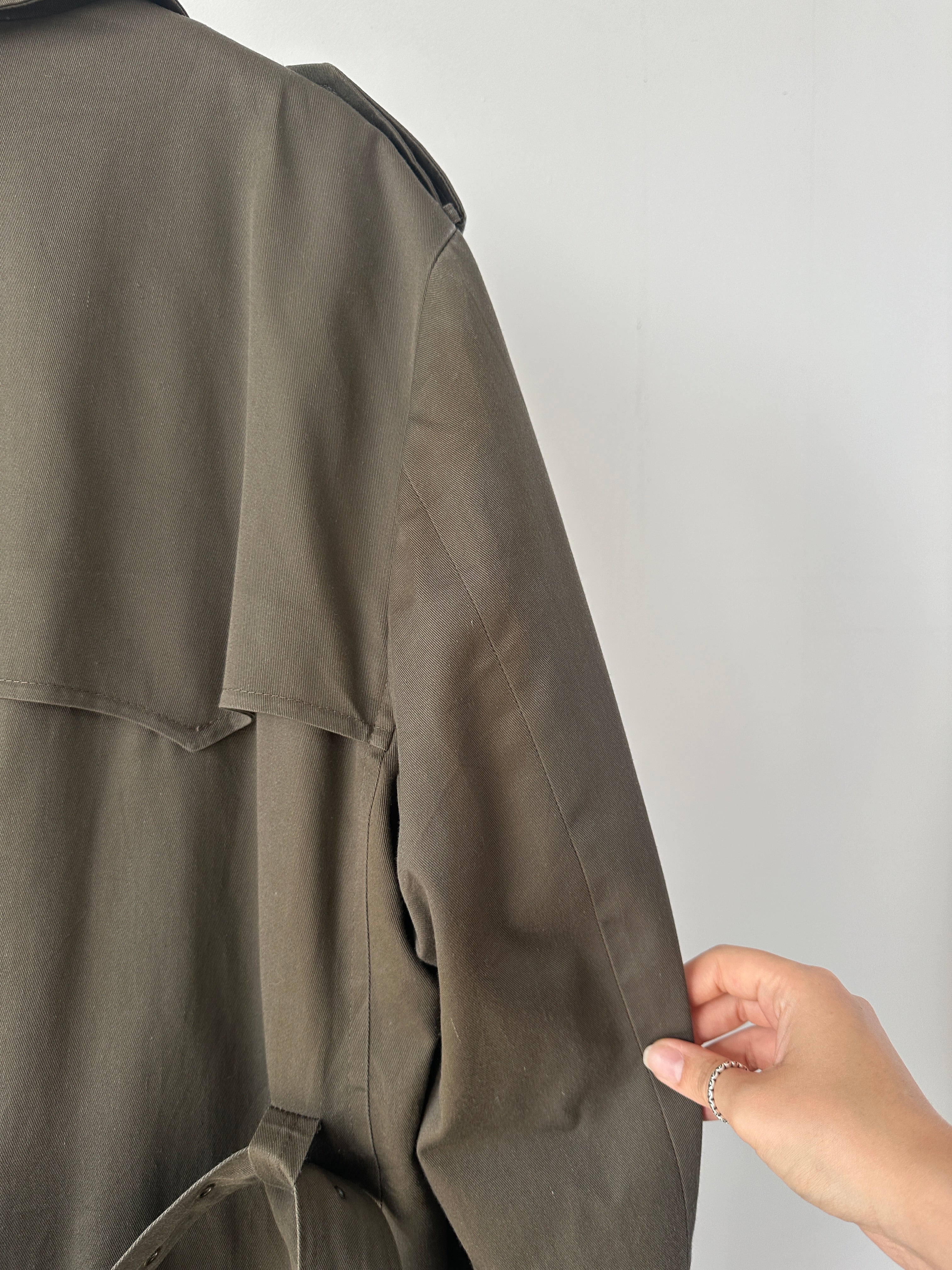 Christian Dior Monsieur cotton double-breasted belted trench coat in XL, shown in beige with classic design and tailored fit.