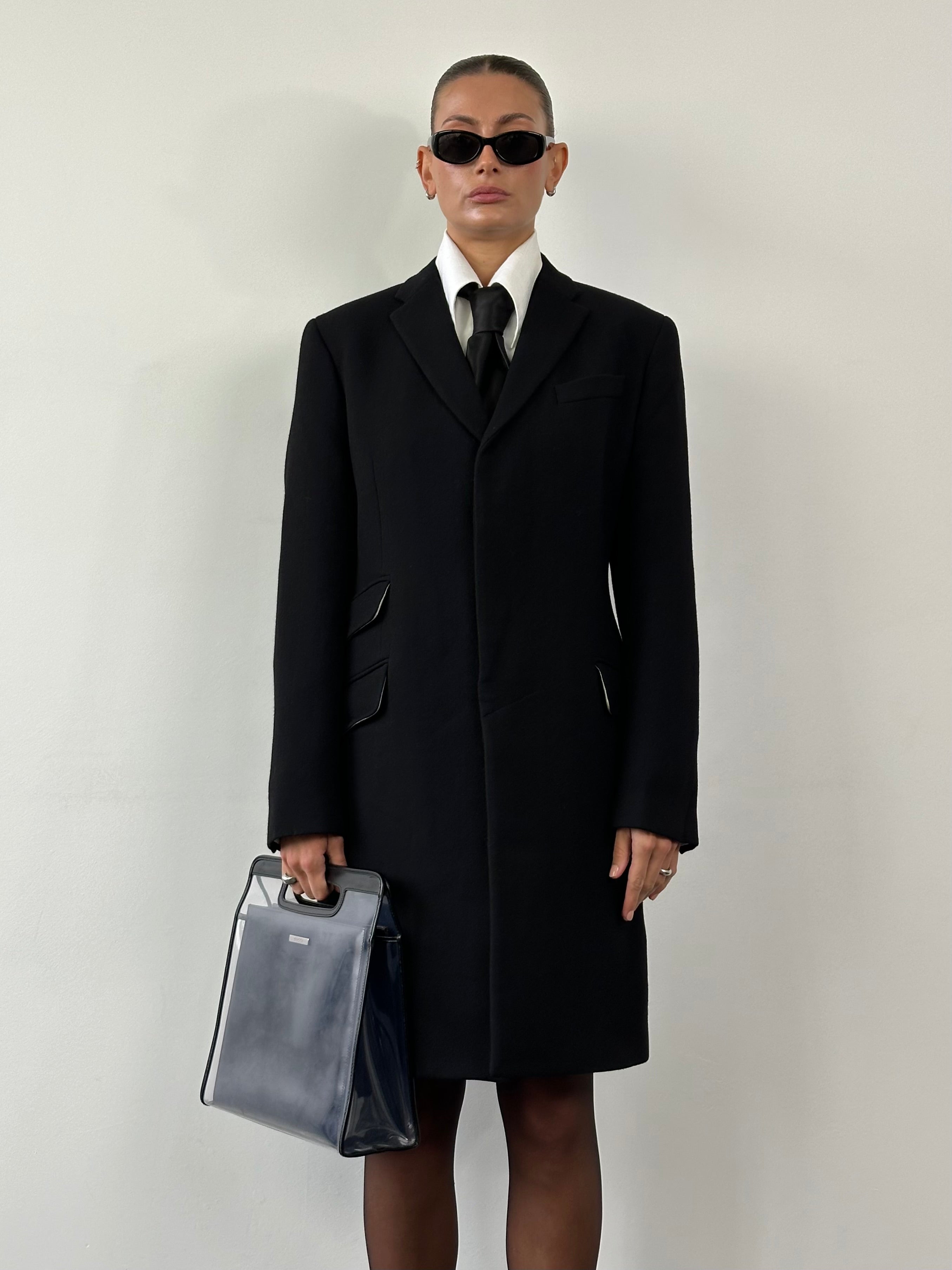 Dolce & Gabbana pure wool single-breasted coat in size M, stylish and tailored outerwear for modern fashion.