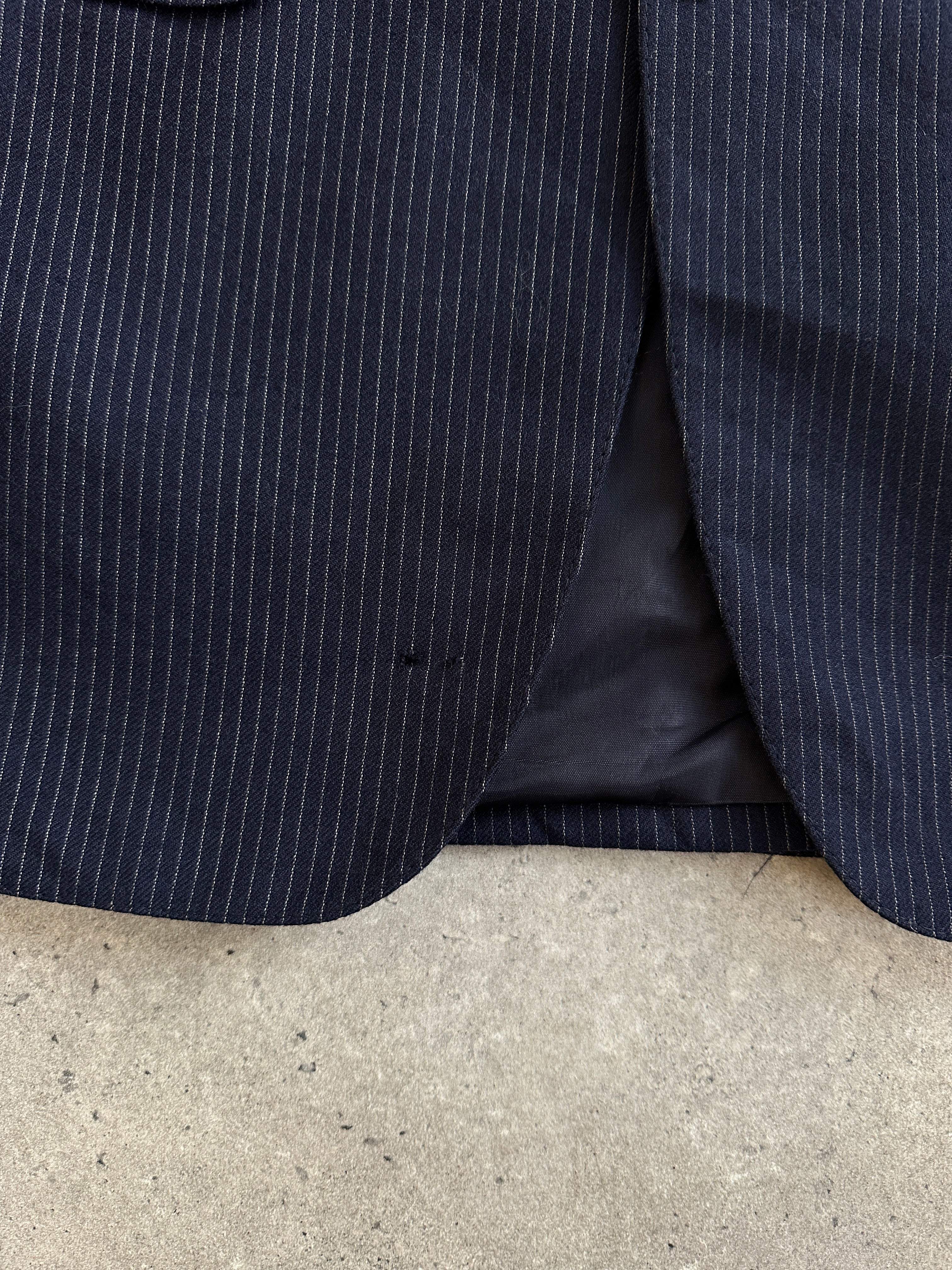 Vintage 1990s Pinstripe Pure Wool Suit - 40R/W28 - SYLK