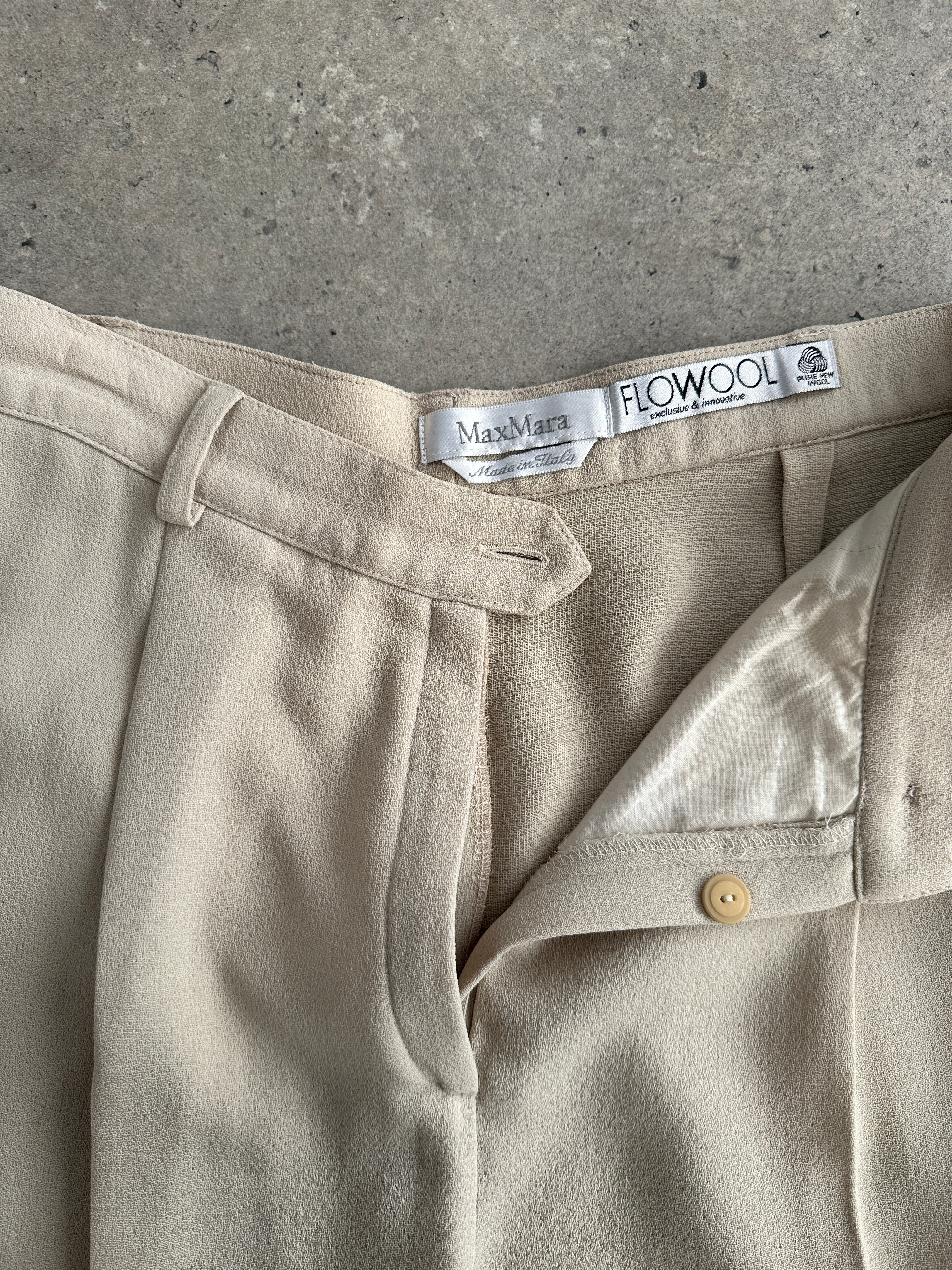 Max Mara pure wool straight-leg tailored trousers in size W28, shown in classic design with a clean, professional fit.