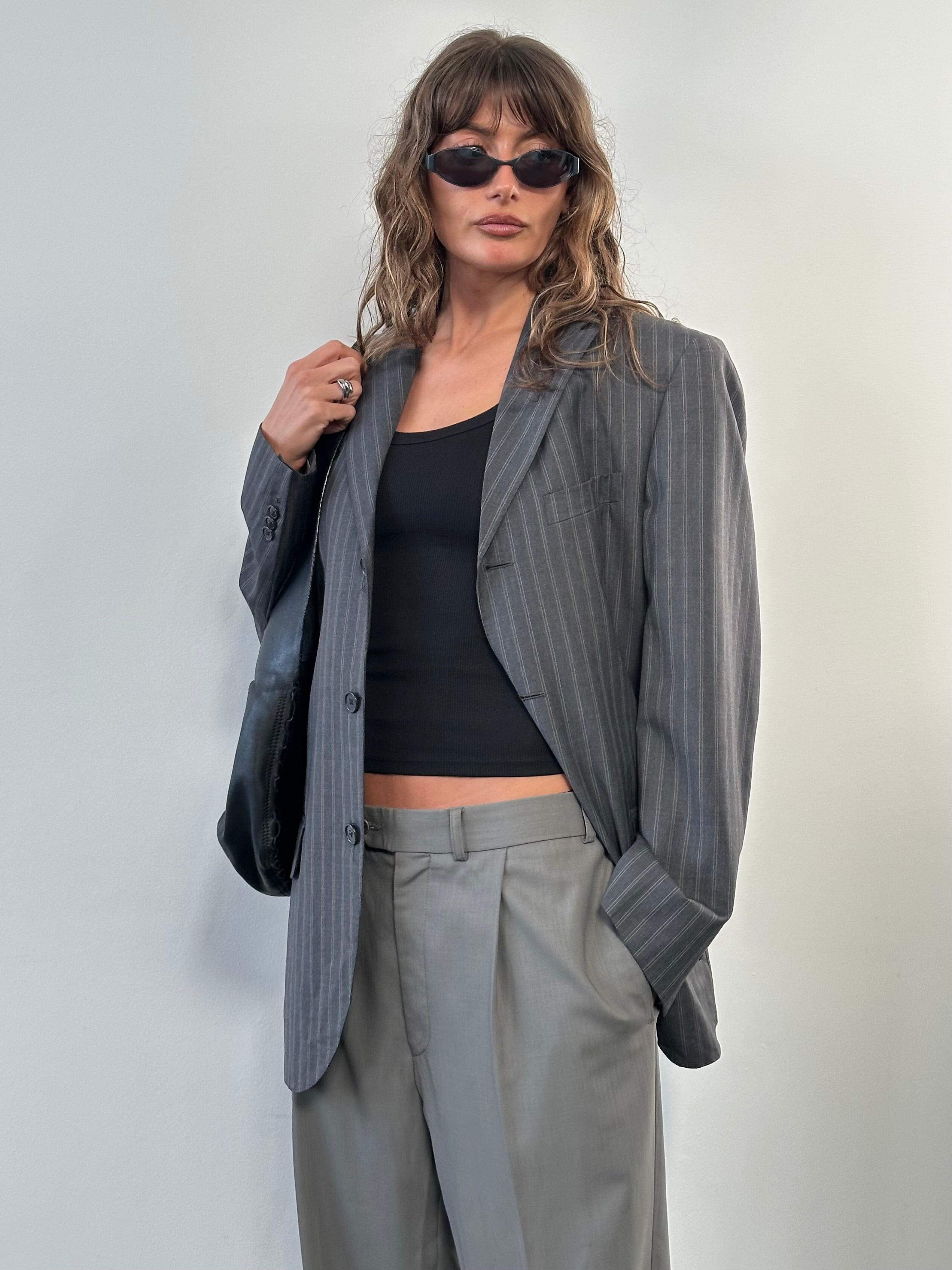 Loro Piana Verri 1990s stripe pure merino wool single-breasted blazer in size 40R/L, featuring classic stripe pattern and tailored fit.