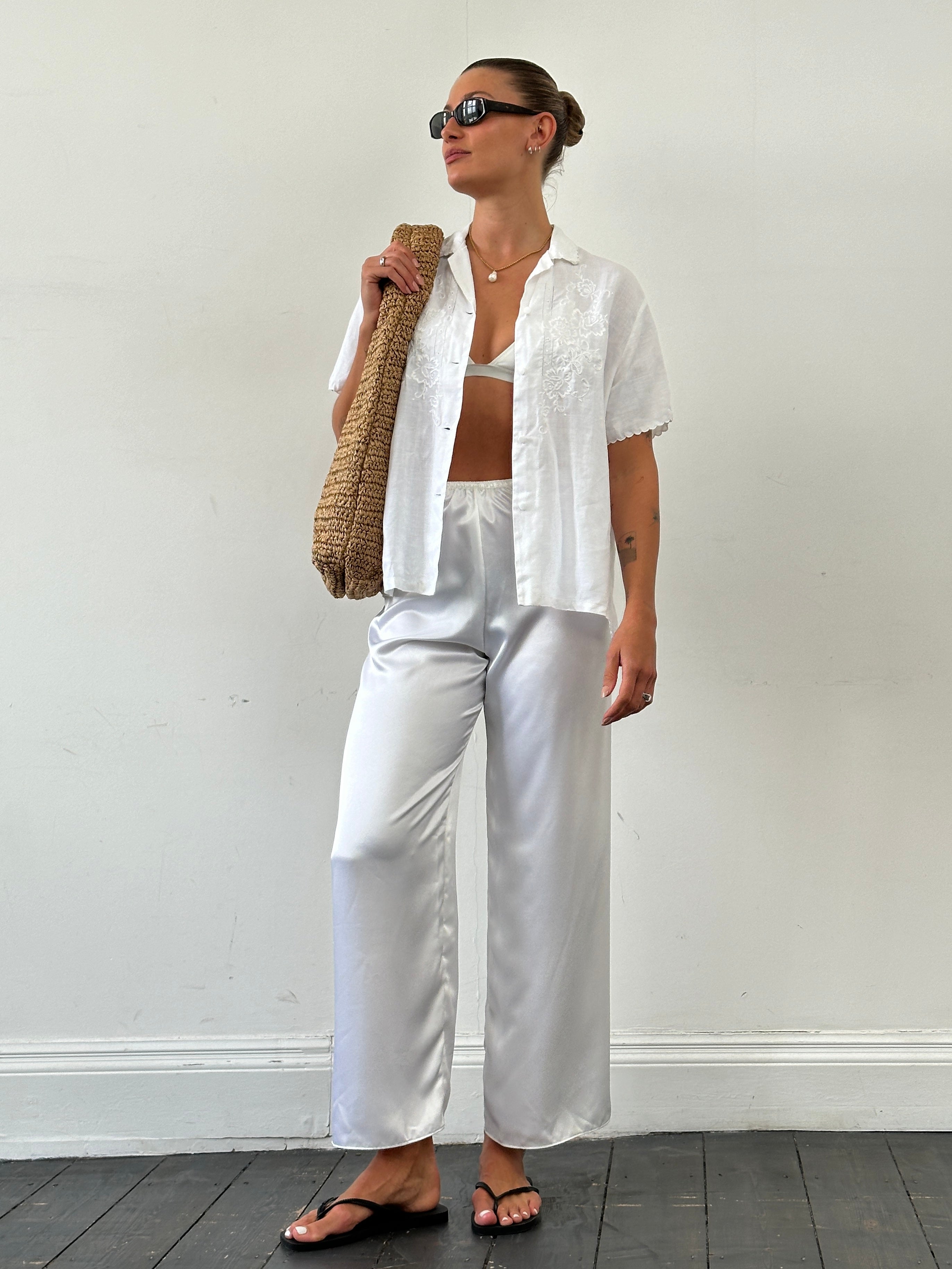 Vintage pure linen embroidered short sleeve shirt with scalloped edge, featuring intricate embroidery and a classic vintage style.
