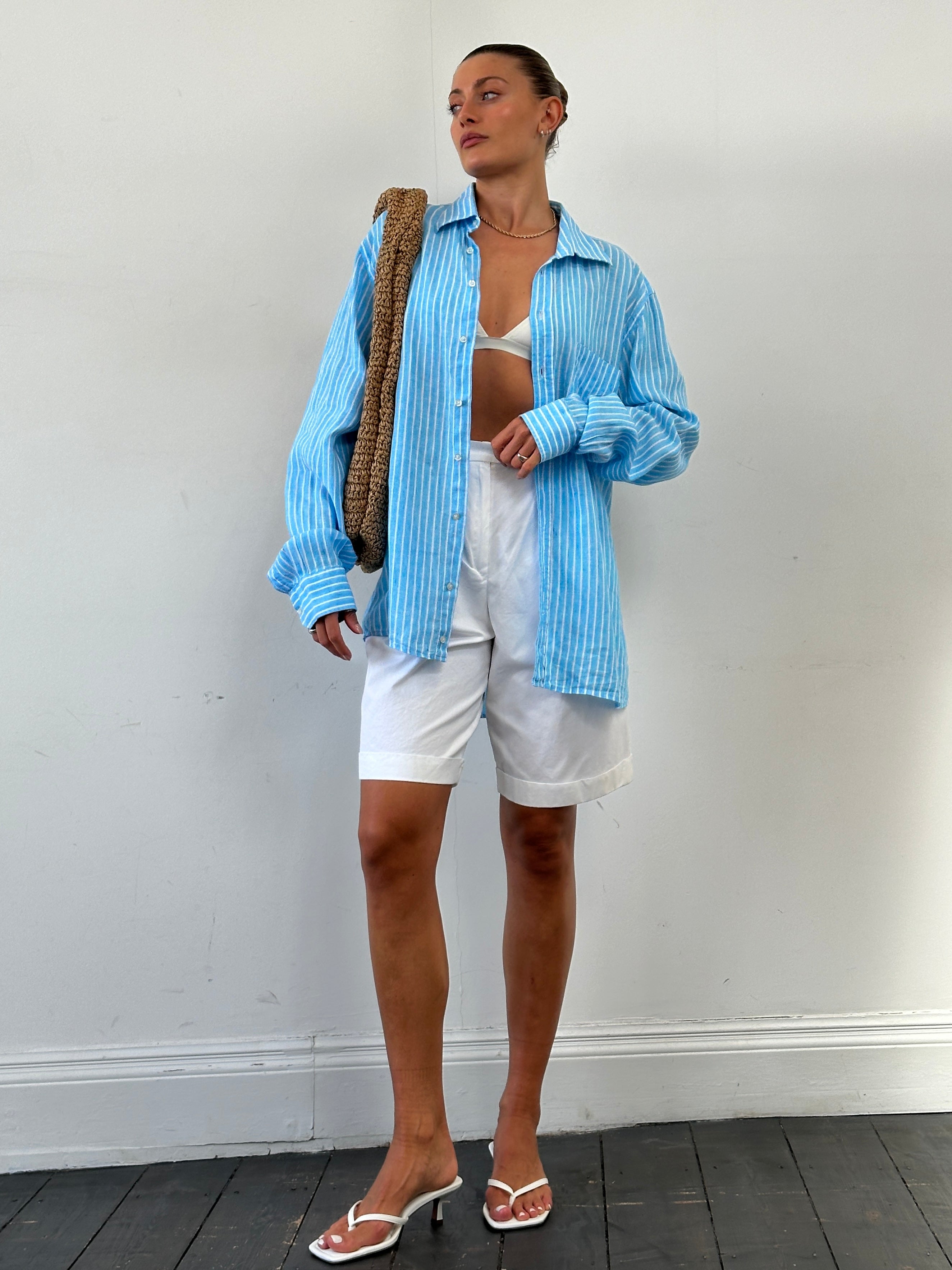 Vintage Italian pure linen stripe shirt in XL, showcasing a classic design with lightweight, breathable fabric and a comfortable fit.