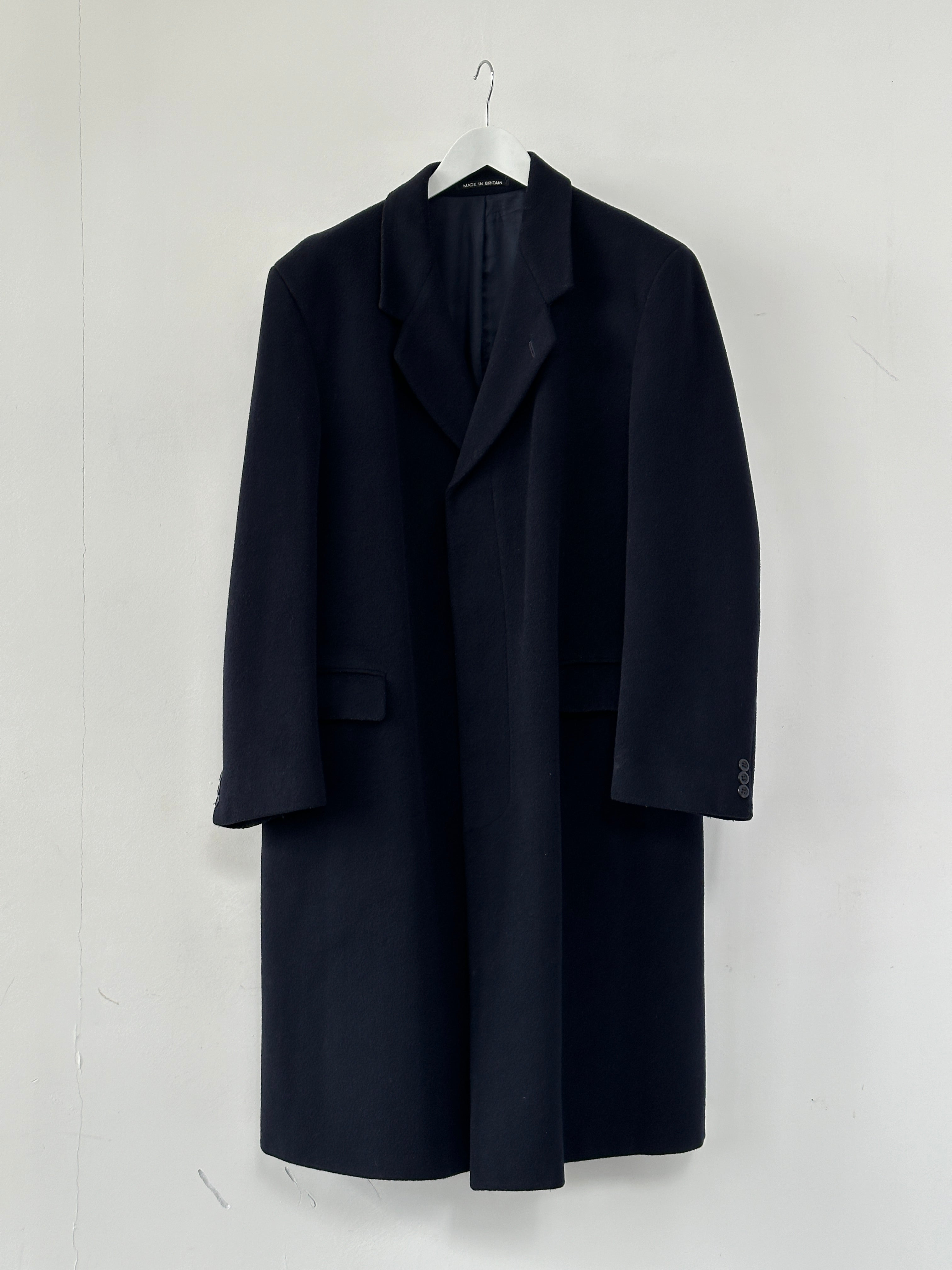 British Vintage wool and cashmere coat with concealed placket, size 42R/XL, classic style, dark tailored fabric, detailed collar and buttons