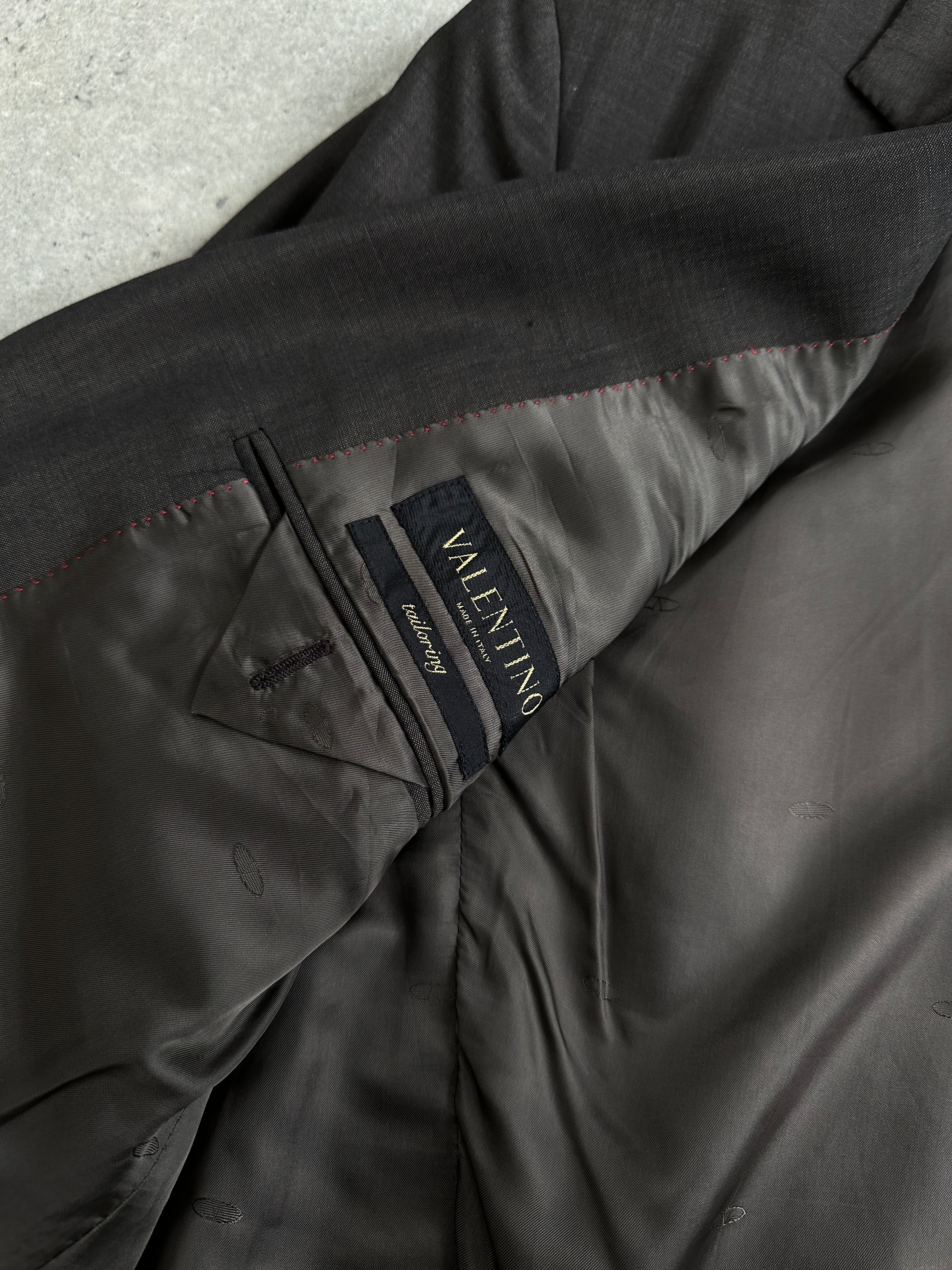 Valentino wool mohair single-breasted blazer in size 44/XL, shown in a tailored fit with notch lapel and classic design.