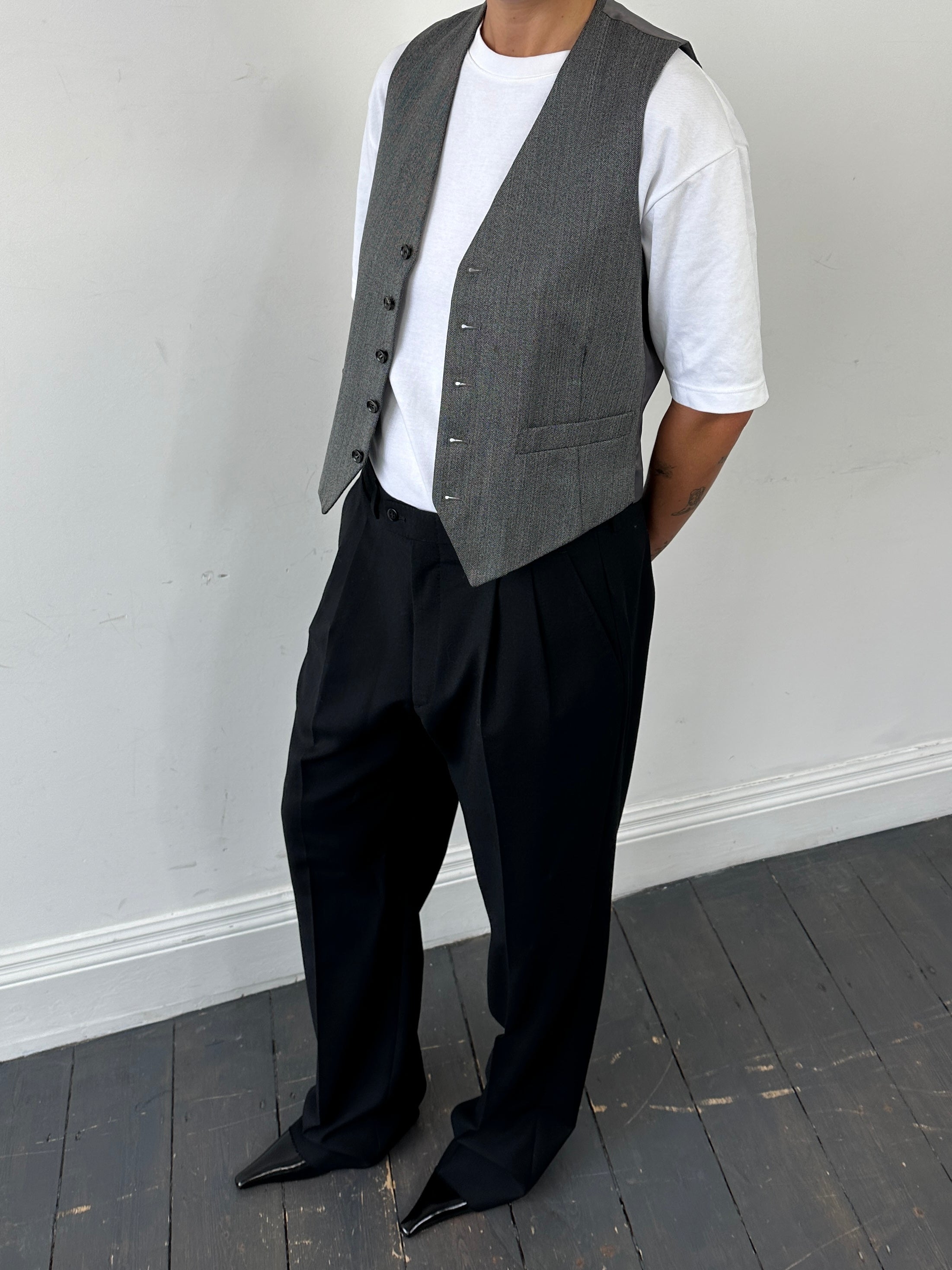 Italian Vintage pure wool tailored trousers with raw hem and straight leg fit, shown in classic style on a neutral background.