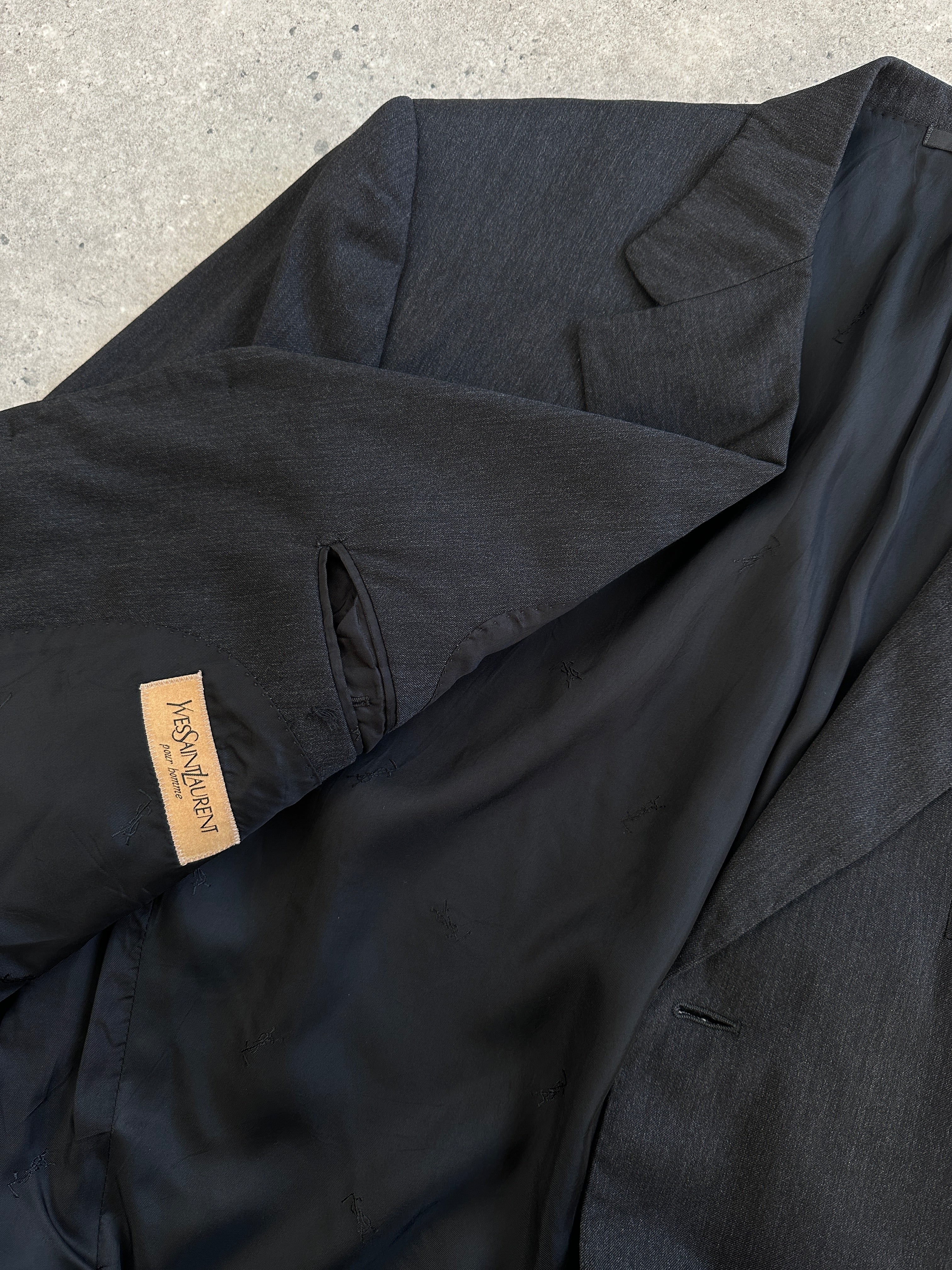 Yves Saint Laurent Pour Homme blazer in 46R/XXL, 1990s style, tailored men's blazer with classic design and premium fabric.