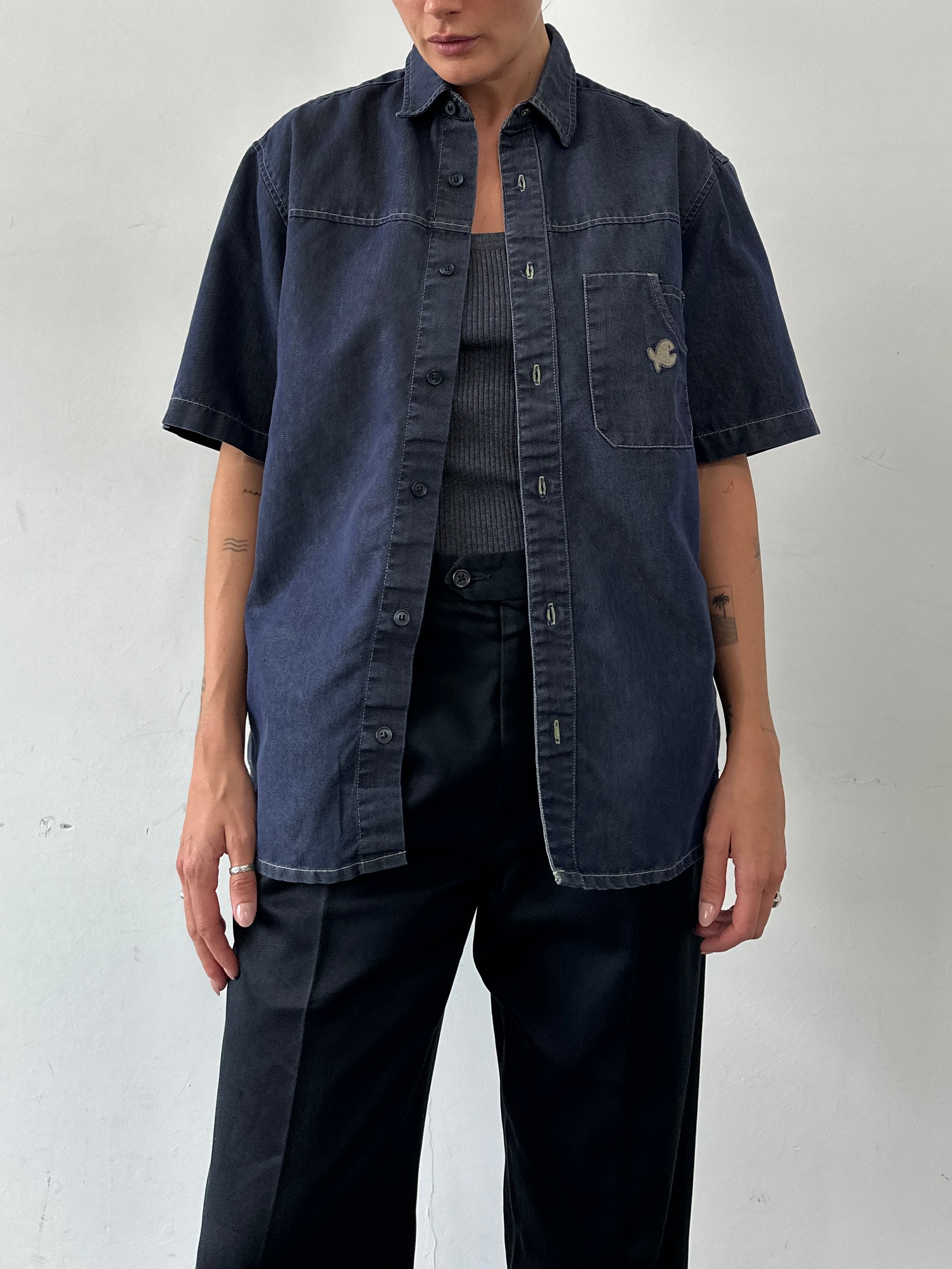 Vintage cotton two-tone embroidery shirt in size L, featuring intricate embroidery details and classic collar design.