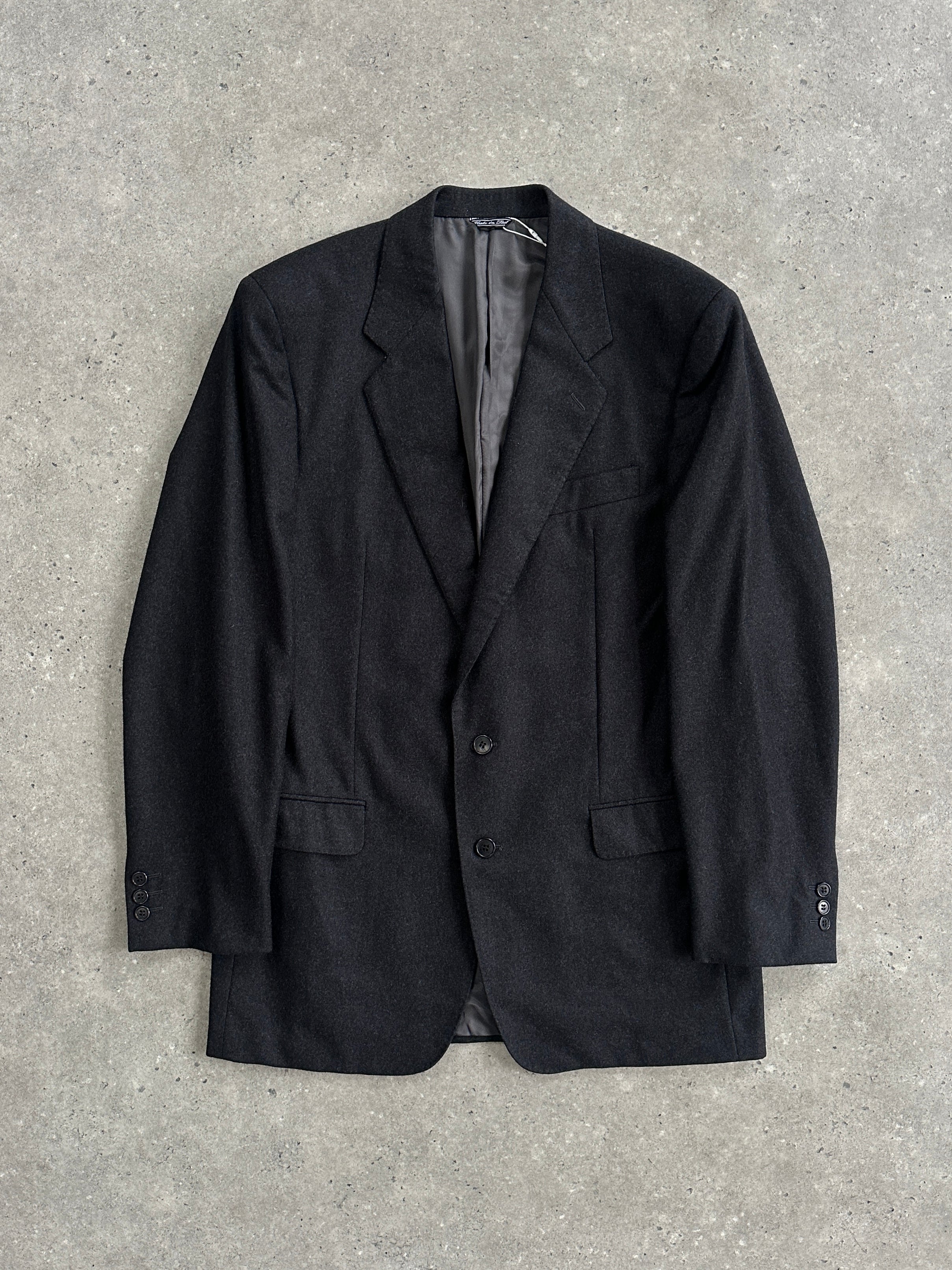 Cerruti Spinnaker Italian brushed wool single-breasted blazer in size 40R/L, shown in a tailored fit with classic lapels.