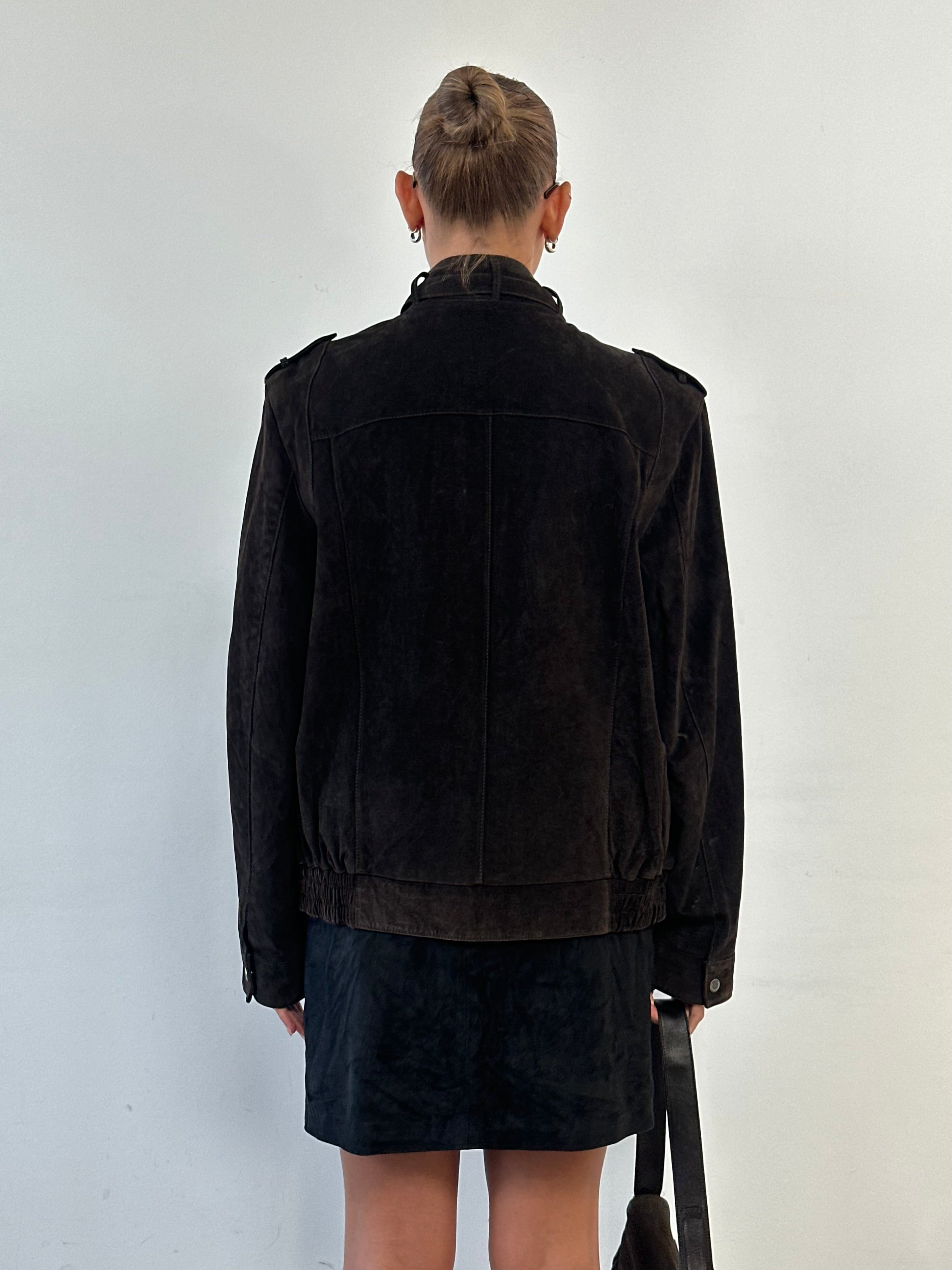 Vintage Italian double zip moto suede jacket in size M, featuring classic style and detailed craftsmanship.