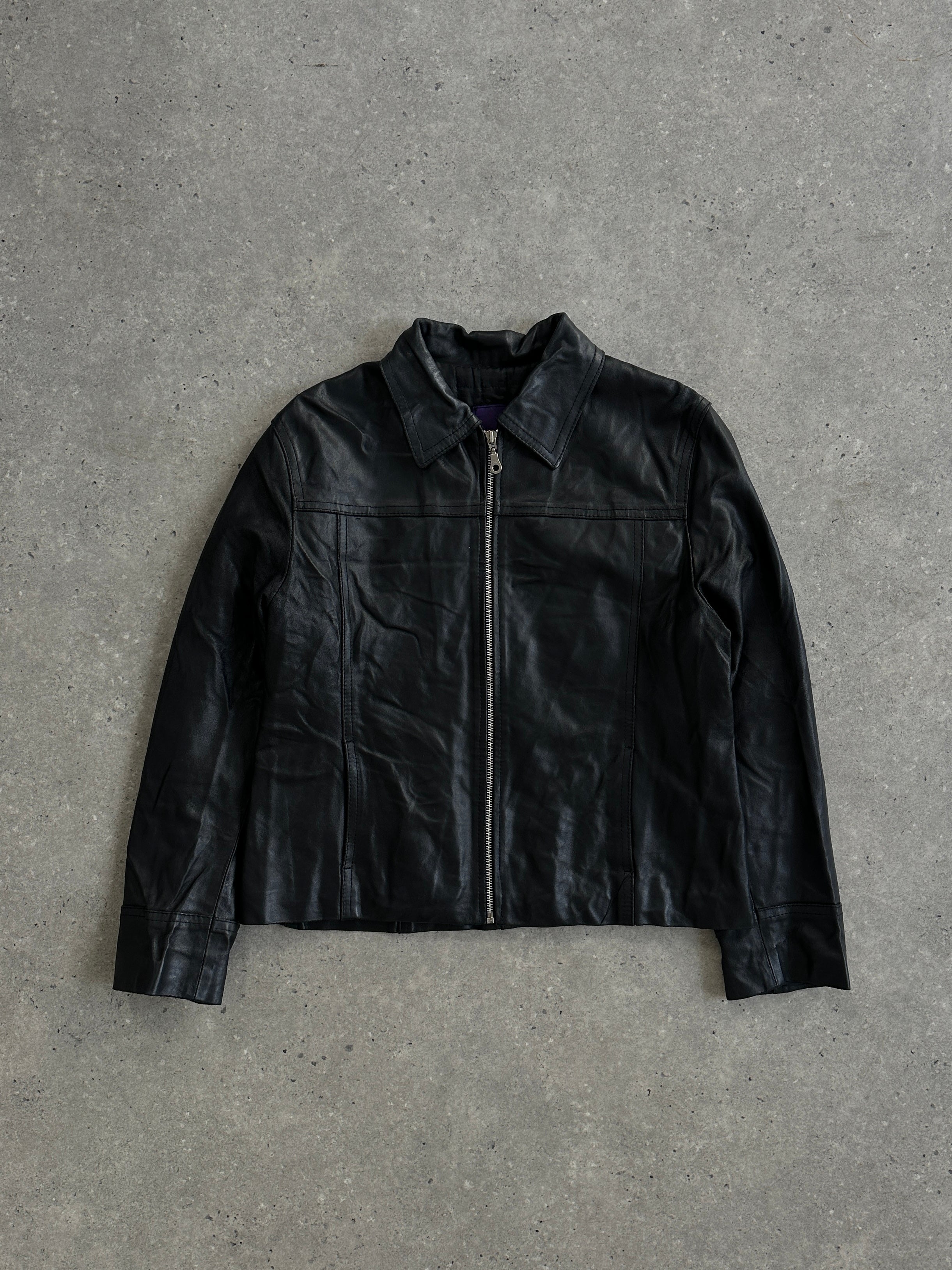 Vintage minimal zip-up leather jacket in size small, featuring a sleek design and classic leather texture.