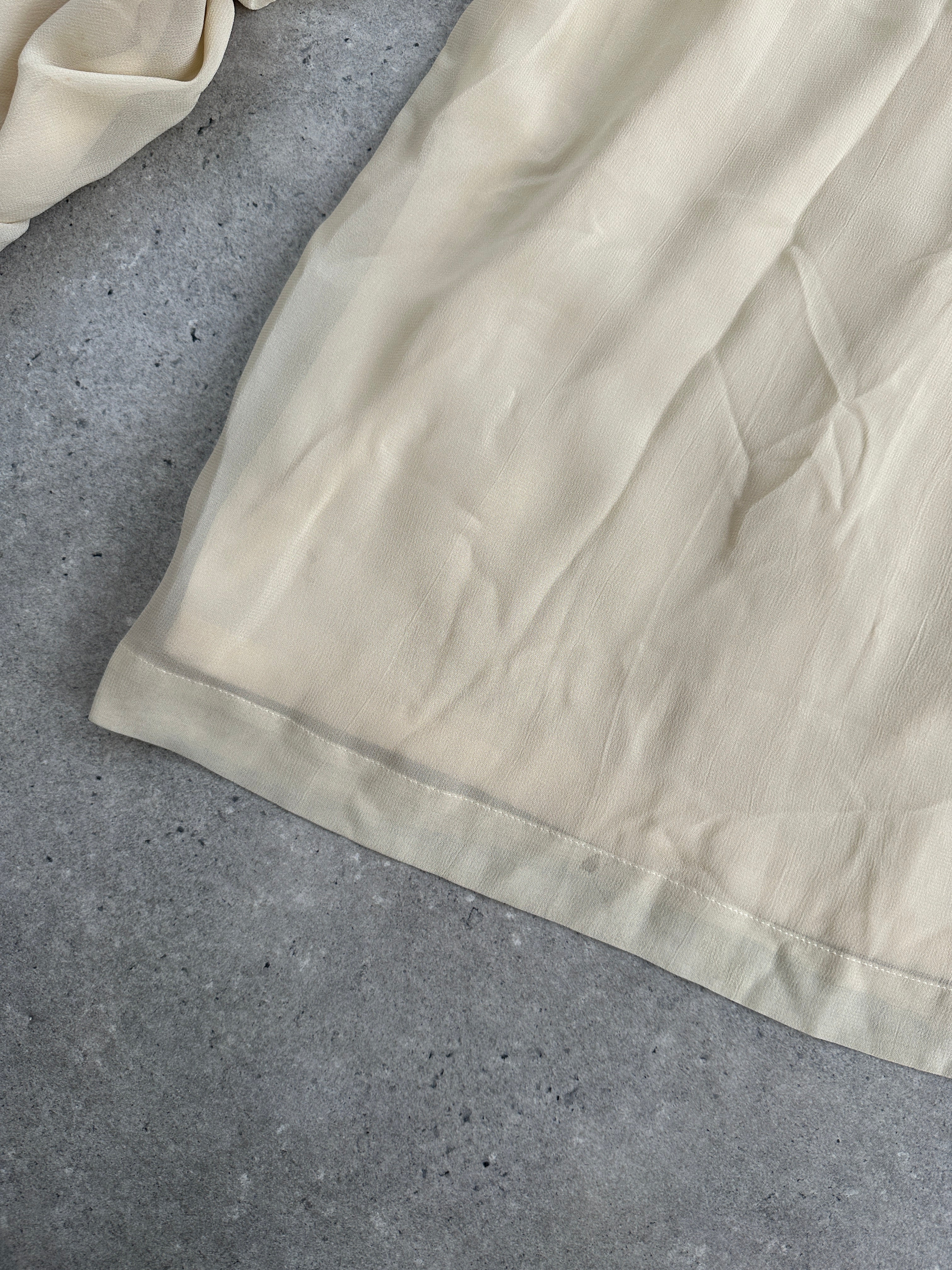 Marella wide leg high-waisted tailored palazzo trousers in a neutral color, featuring a relaxed fit and elegant design.