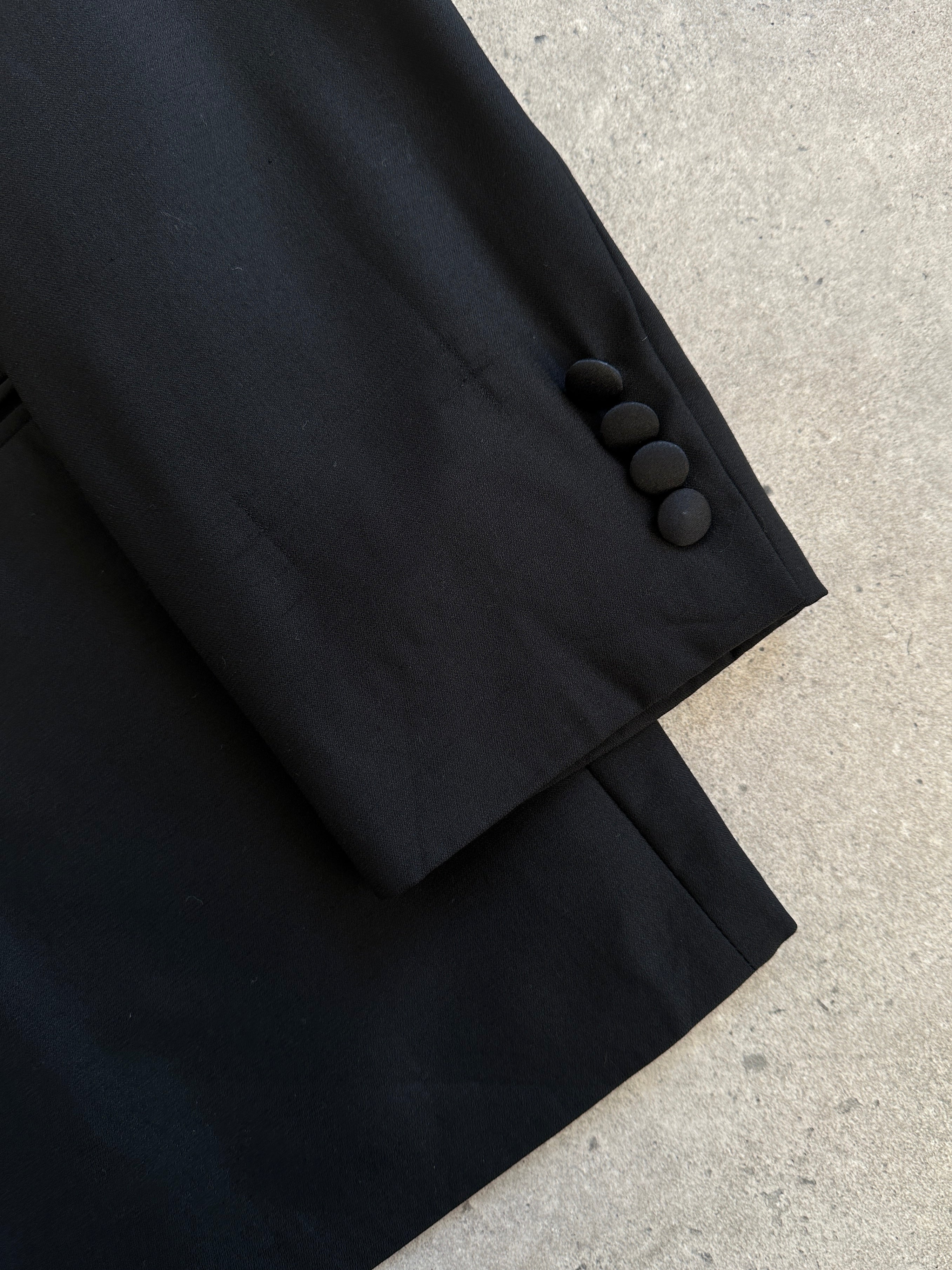 Christian Dior Monsieur 1980s men's wool tuxedo blazer, size 44R/XL, featuring classic tailored fit and elegant black fabric.