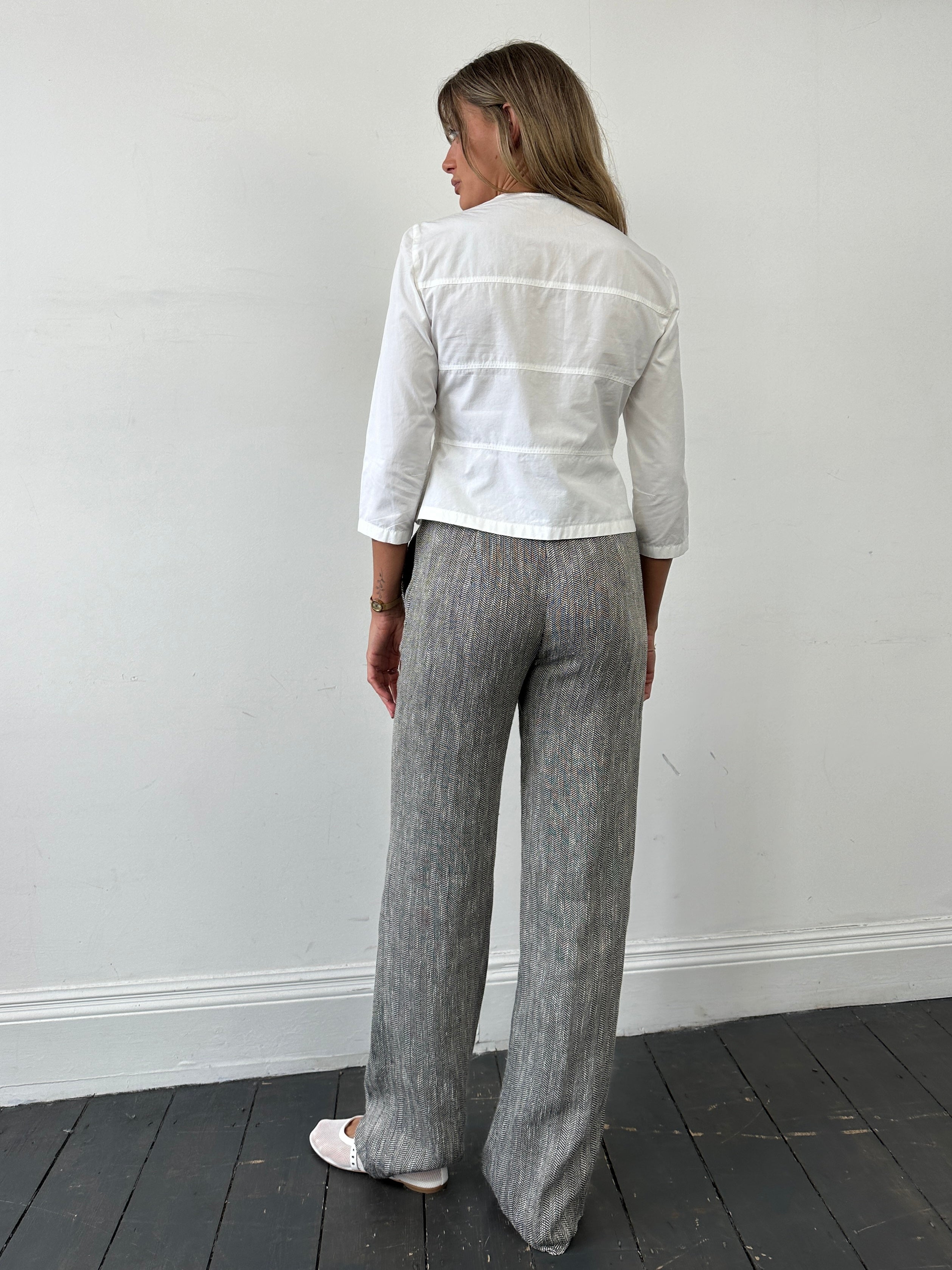 Max Mara high-waisted cotton linen herringbone trousers in size W28, featuring a tailored fit and classic pattern.
