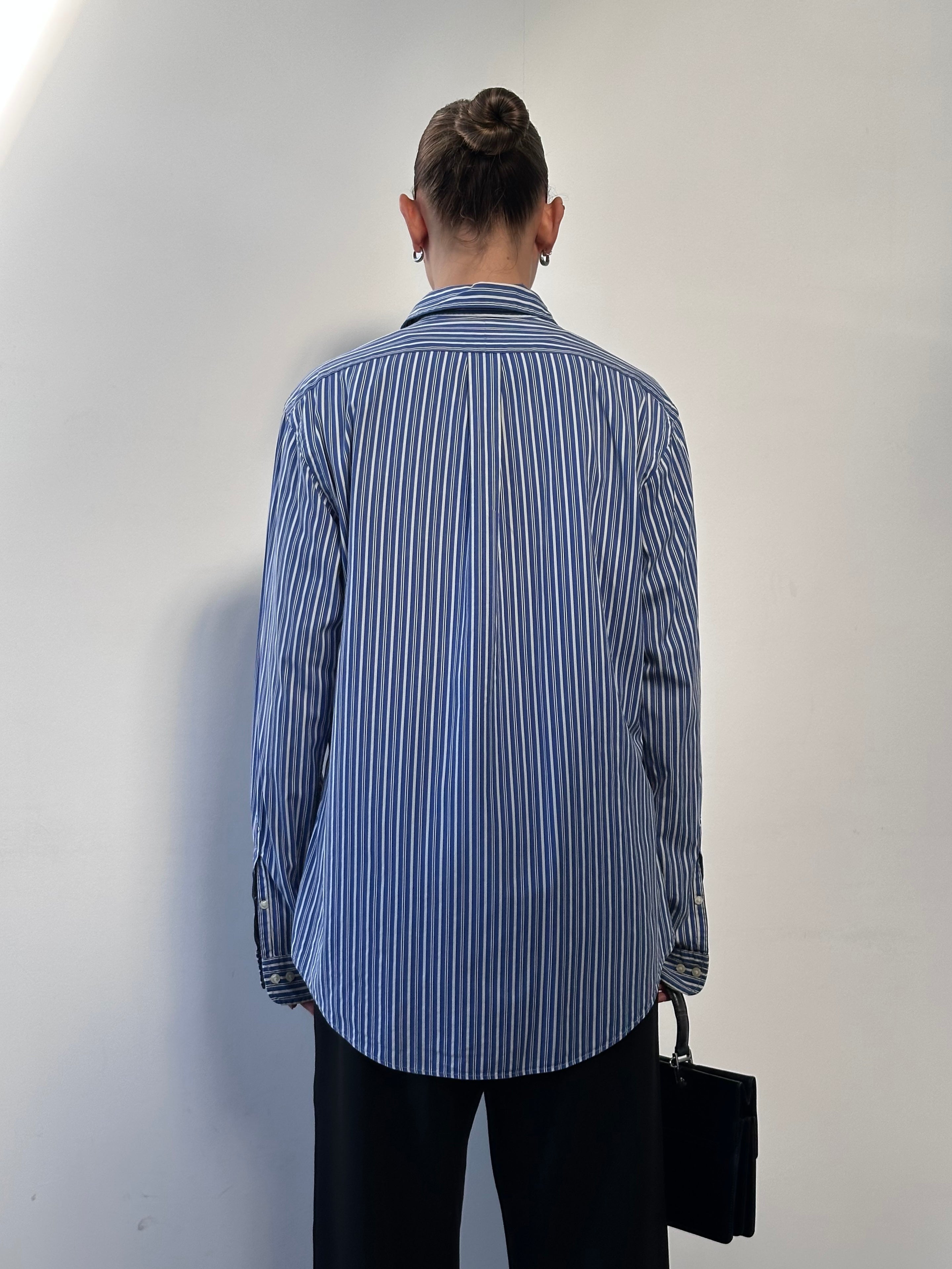 Ralph Lauren stripe pure cotton logo shirt in size L/XL with classic design and button-down front.
