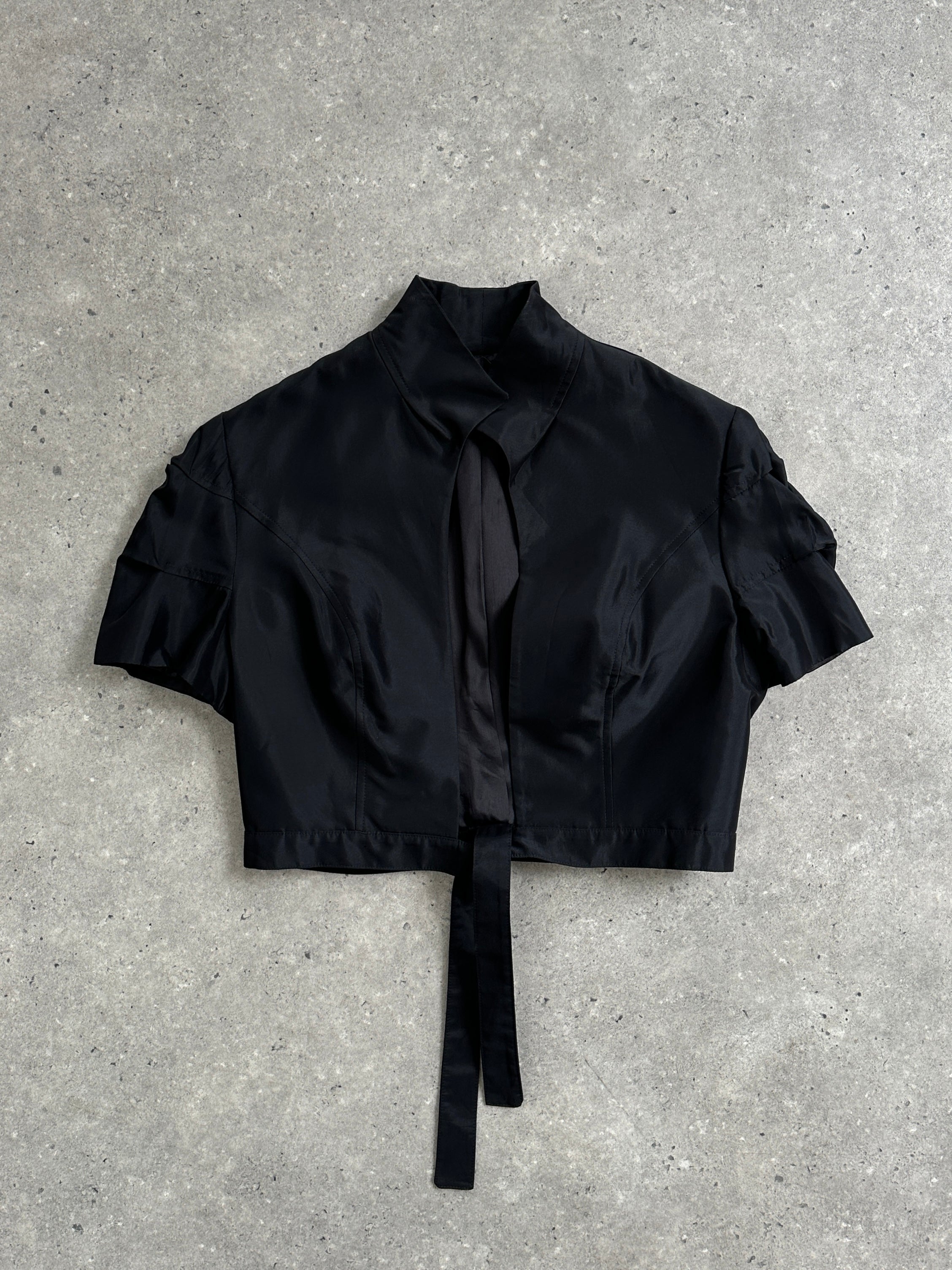 Vintage Italian cropped wrap blazer top in size S/M, featuring classic design with stylish lapels and fitted silhouette.