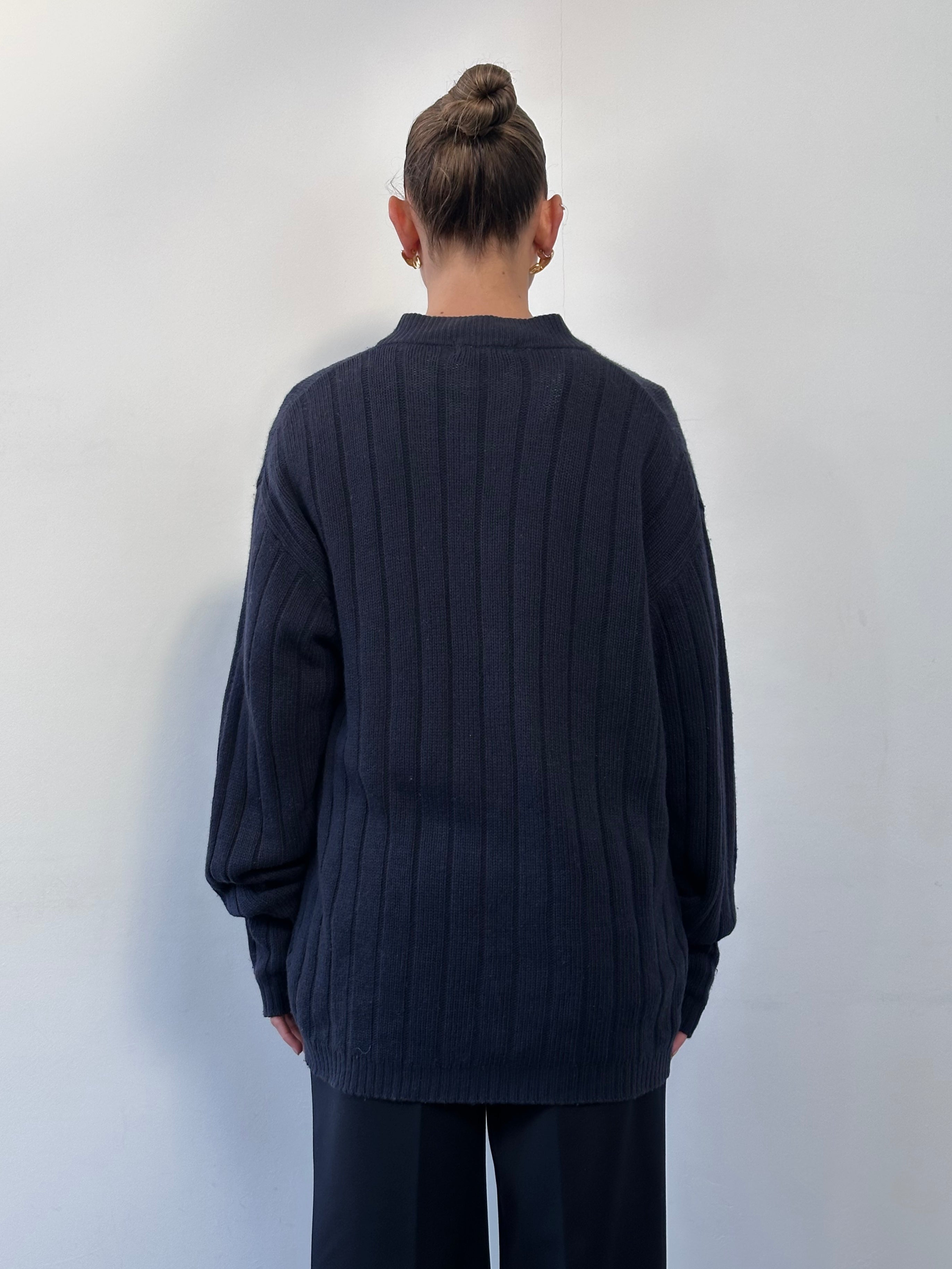 Yves Saint Laurent Pour Homme XXL lambswool knitted cardigan with logo, showcasing a cozy, stylish men's sweater in neutral tones.